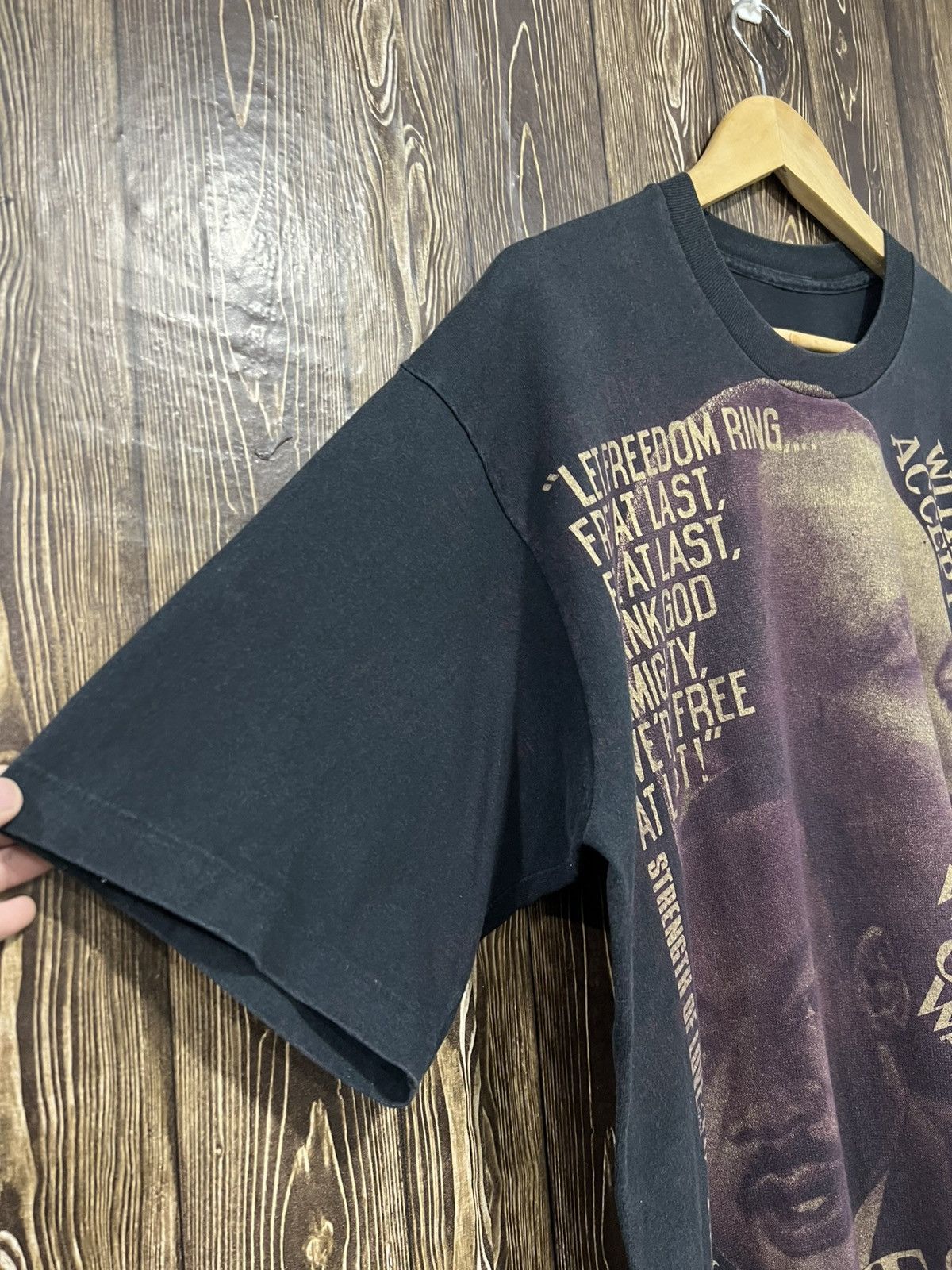 Vintage Vintage 90s Martin Luther King ‘Freedom’ Tshirt Size US L / EU 52-54 / 3 - 4 Thumbnail