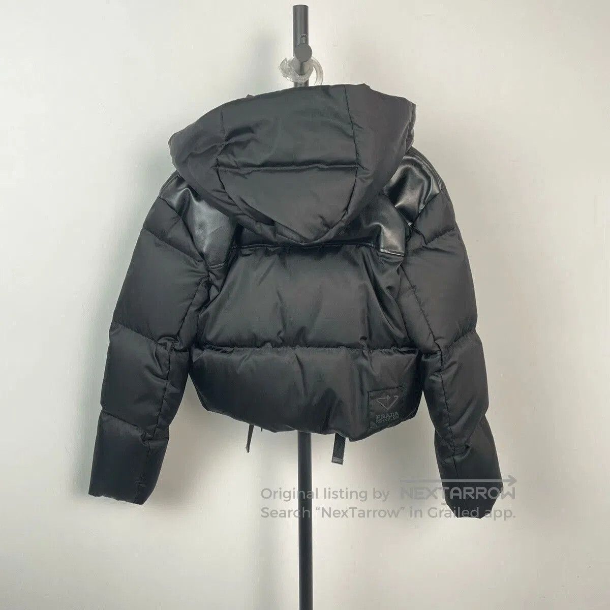 Prada PRADA Croissant Down Jacket 36. Size XS / US 0-2 / IT 36-38 - 2 Thumbnail