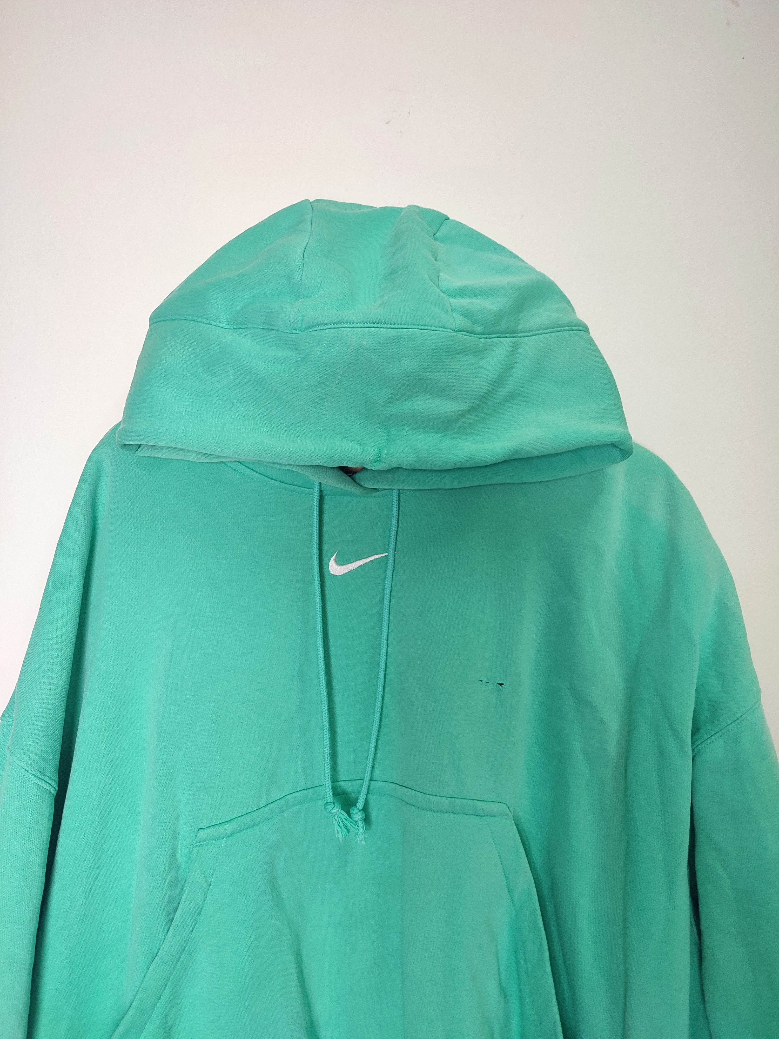 Nike Vintage Nike Center Logo Hoodies Size US M / EU 48-50 / 2 - 4 Thumbnail