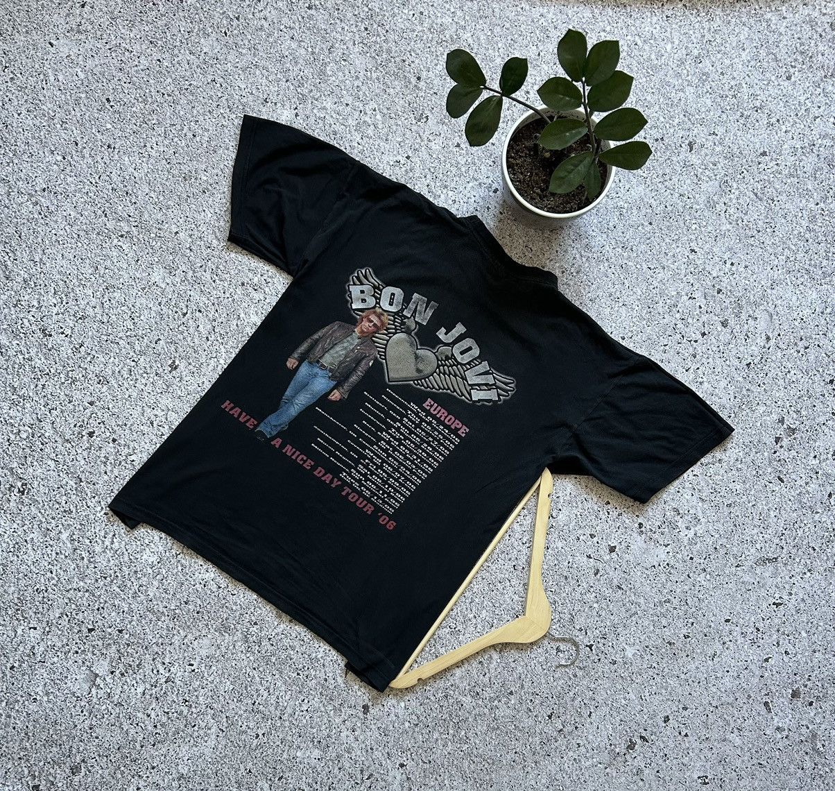 Band Tees × Bon Jovi Vintage Bon Jovi Have A Nice Day European Tour 2006 T-Shirt Size US XXL / EU 58 / 5 - 2 Thumbnail