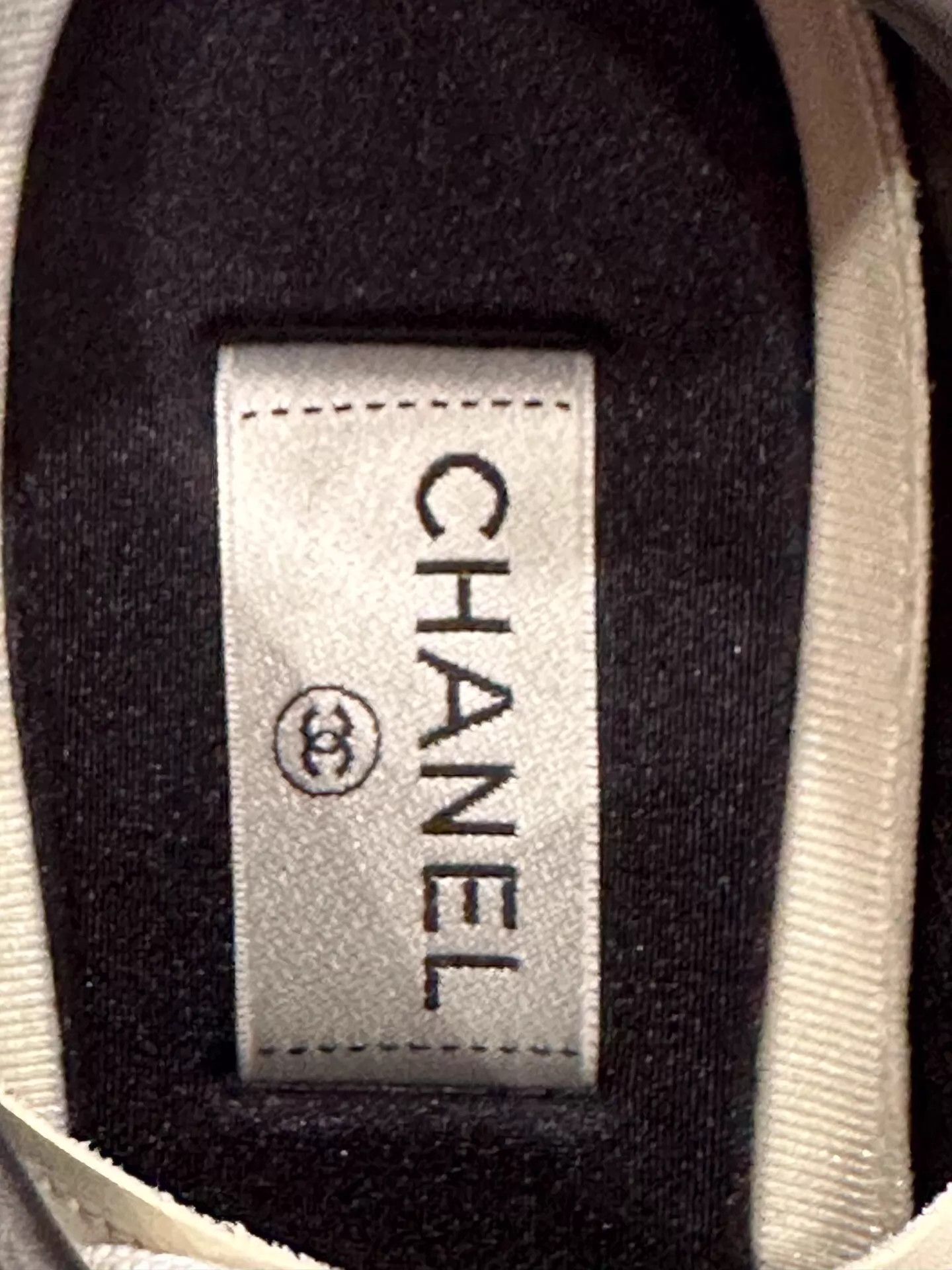 Chanel Chanel Men's Black CC Logo Sneaker 42 Size US 9 / EU 42 - 6 Thumbnail