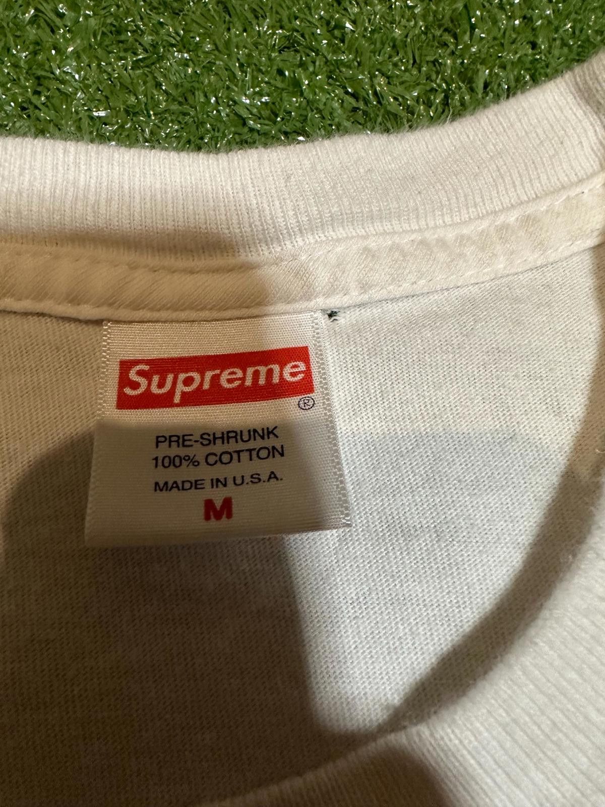 Supreme Supreme White Graphic T-Shirt with Blue and Yellow Diamonds Size ONE SIZE - 4 Thumbnail