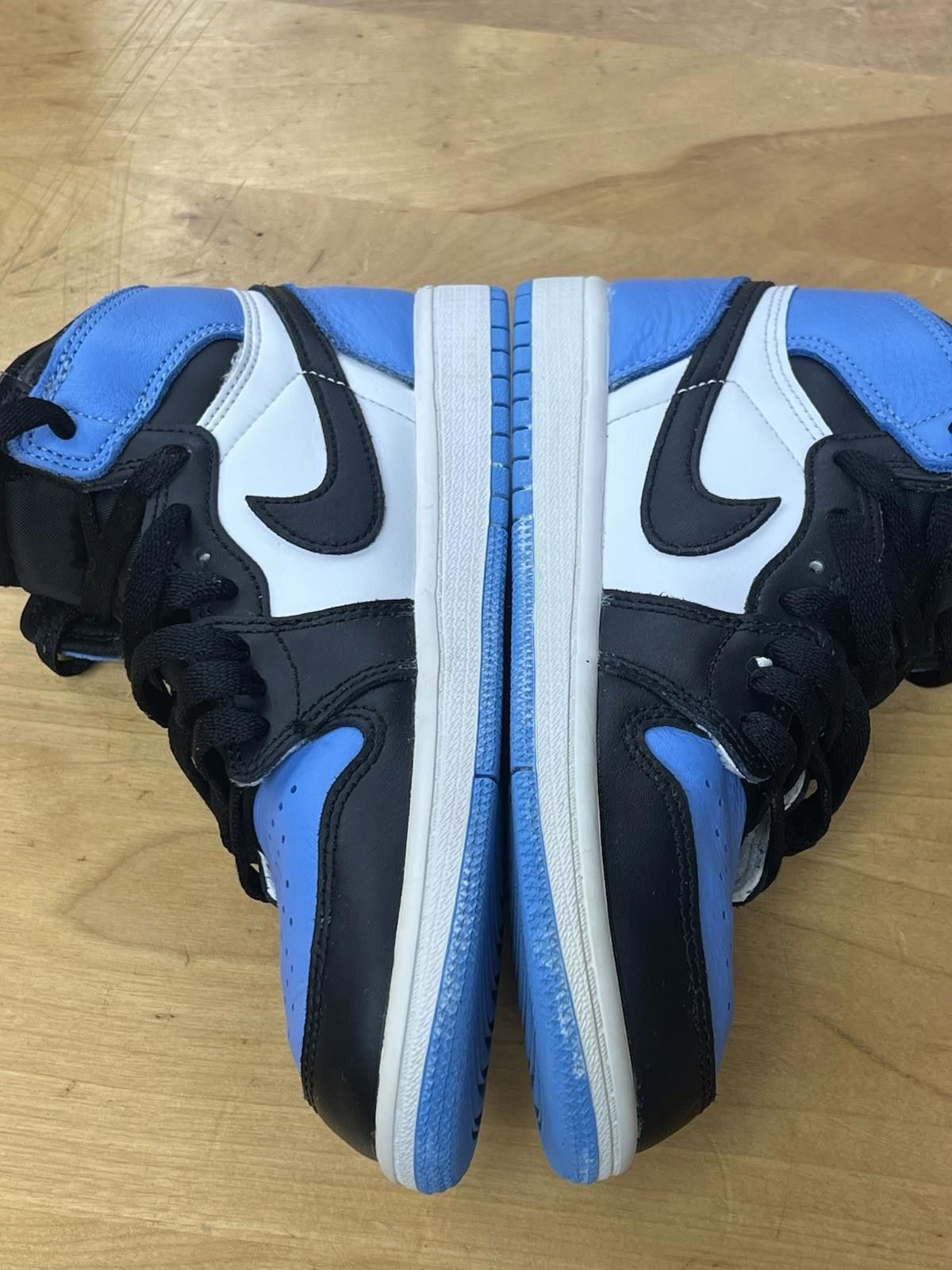 Jordan Brand Jordan Air Jordan 1 Mid Shoes Boys 3Y Blue Black Basketball Size US 5 / EU 37 - 5 Thumbnail