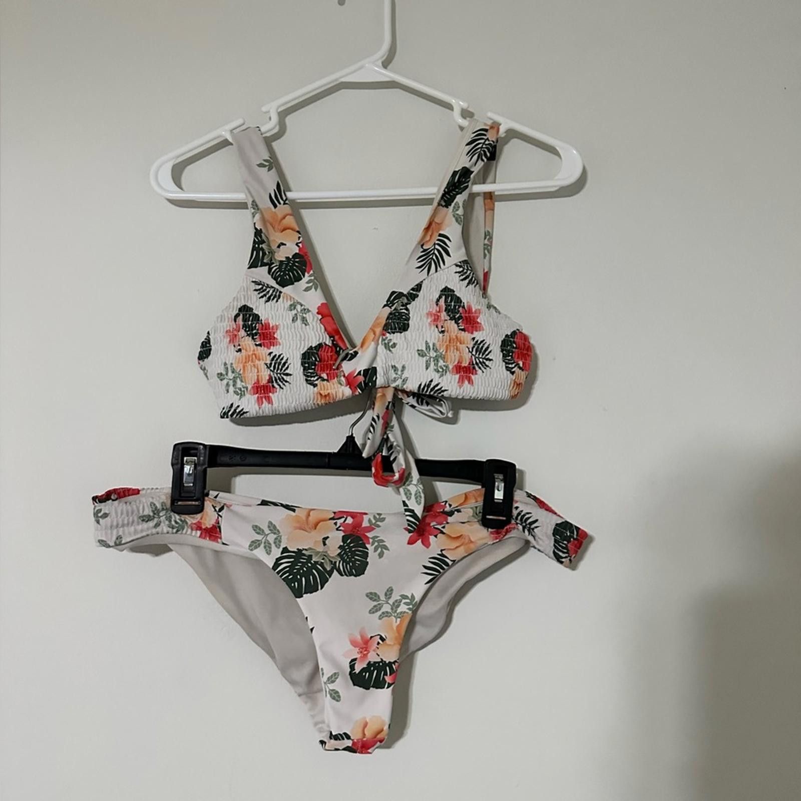 Designer Floral Bikini Set Size ONE SIZE - 1 Thumbnail