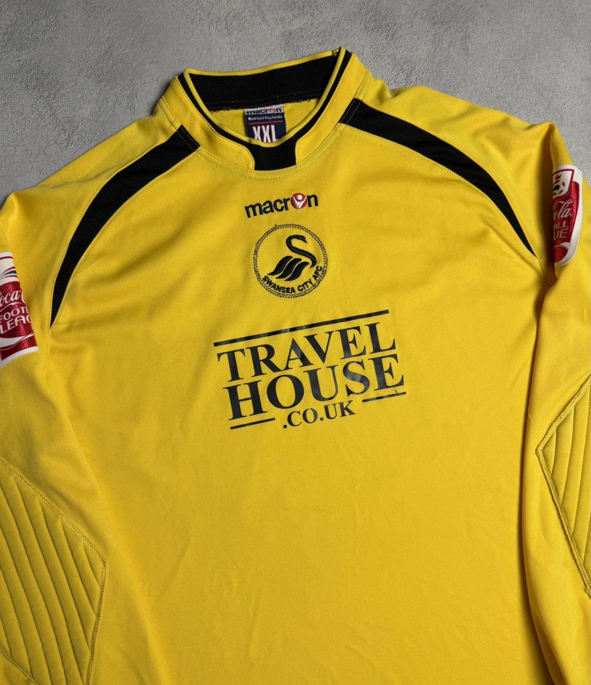 Macron Swansea City 2006 Goalkeeper Shirt Jersey Macron #26 Oakes Size US XXL / EU 58 / 5 - 9 Thumbnail