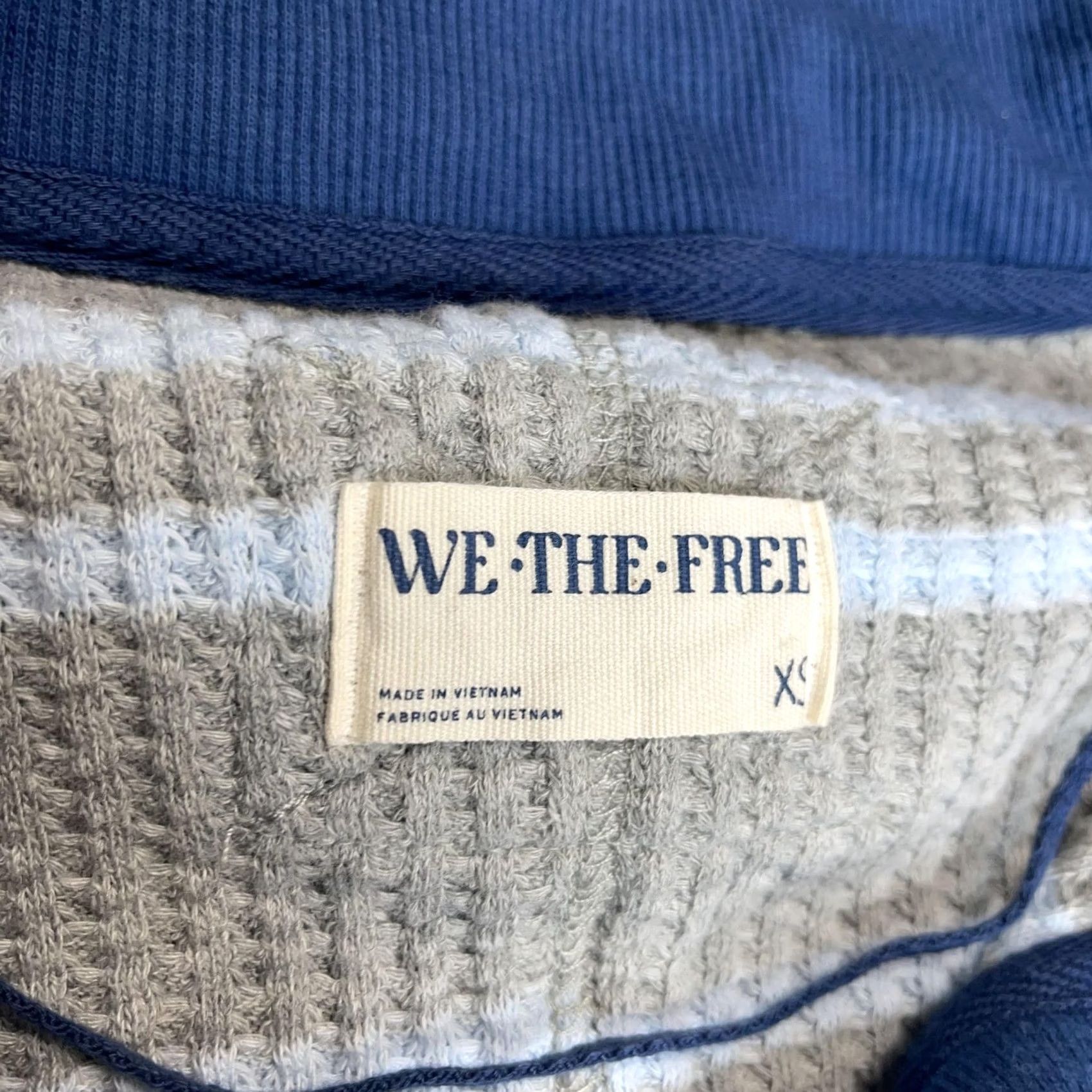 Vintage We The Free Sweater Shirt Womens XS Tan Beige Blue Striped Waffle Knit Collared Pullover Size XS / US 0-2 / IT 36-38 - 2 Thumbnail
