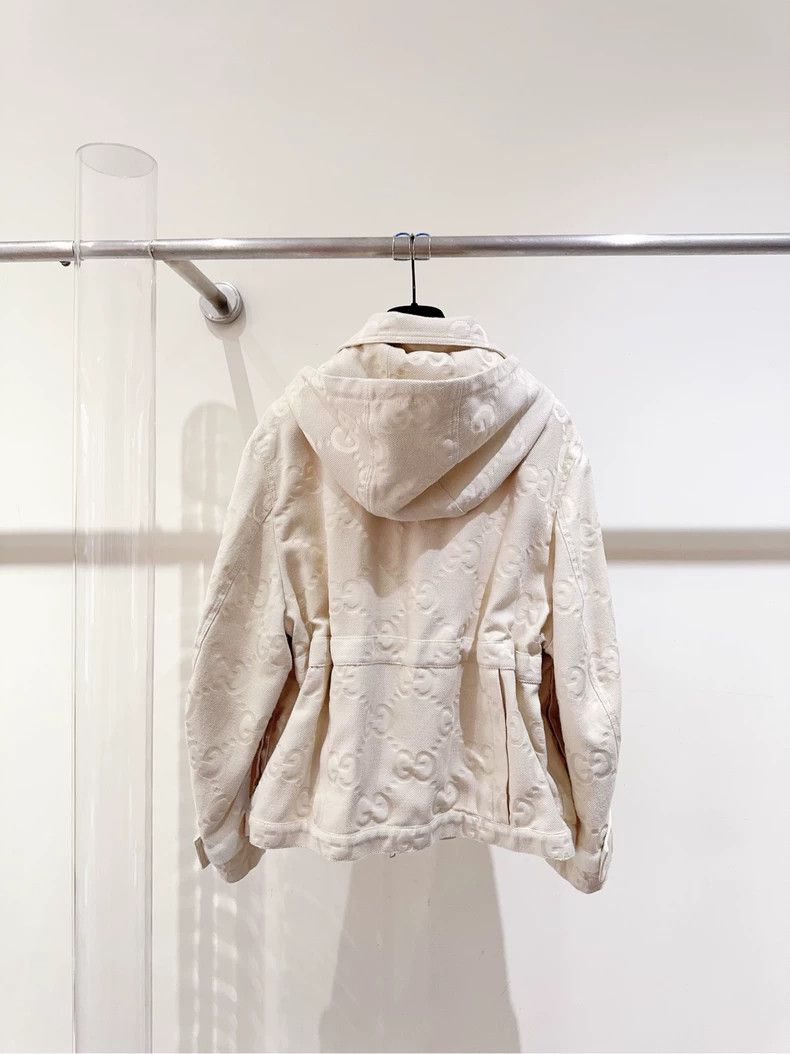 Gucci Gucci Size 38 Full logo coat Size S / US 4 / IT 40 - 2 Thumbnail