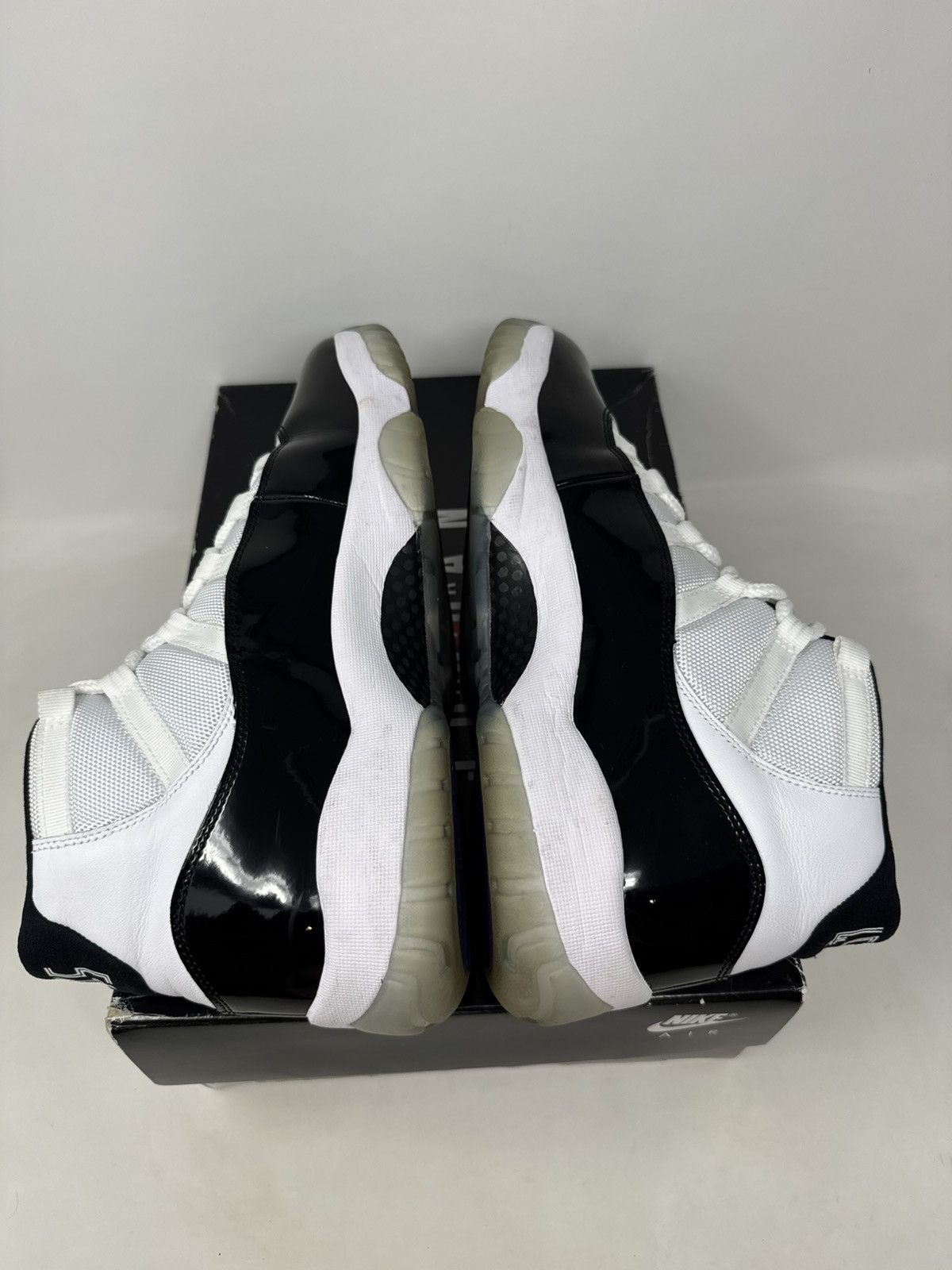 NIKE Air Jordan 11 Retro Concord 2018年 Nike Air Jordan 11 Retro 