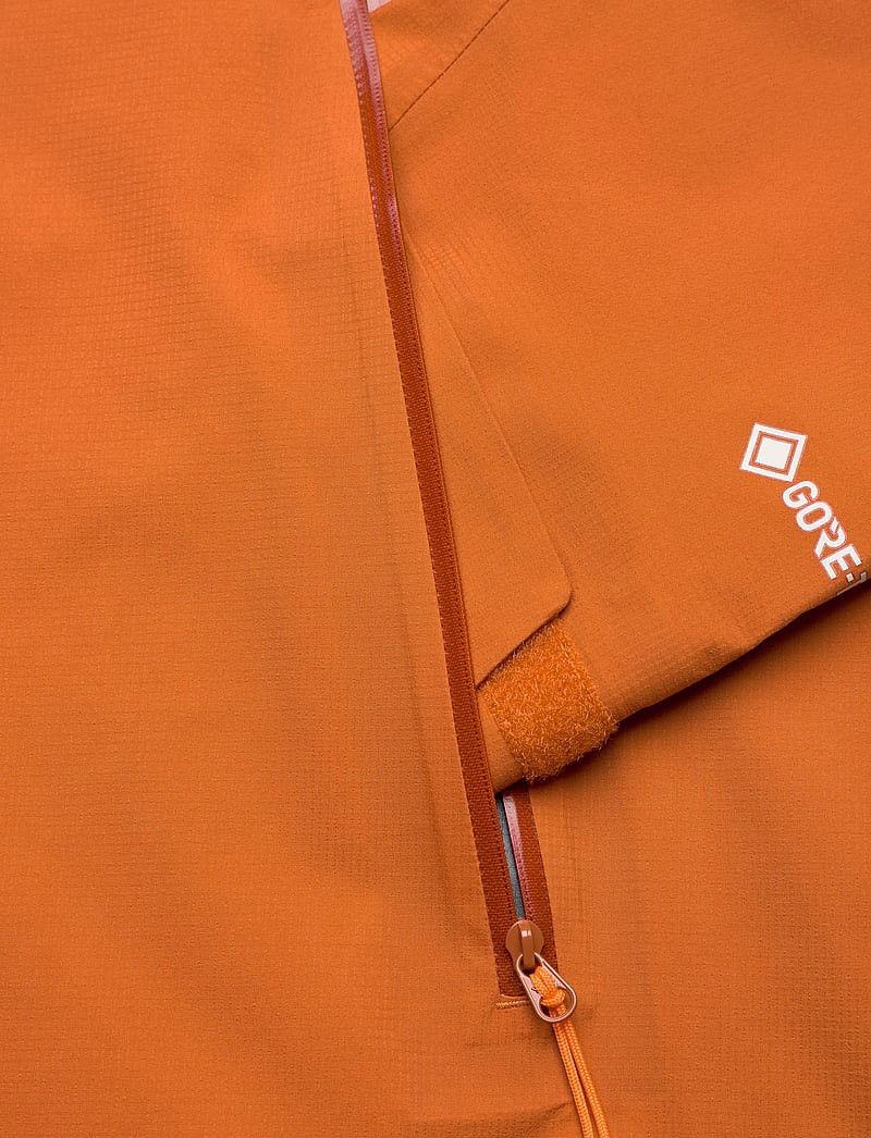 Berghaus Berghaus Summit Seeker GTX Waterproof Gore-Tex Jacket Size L Size US L / EU 52-54 / 3 - 10 Thumbnail