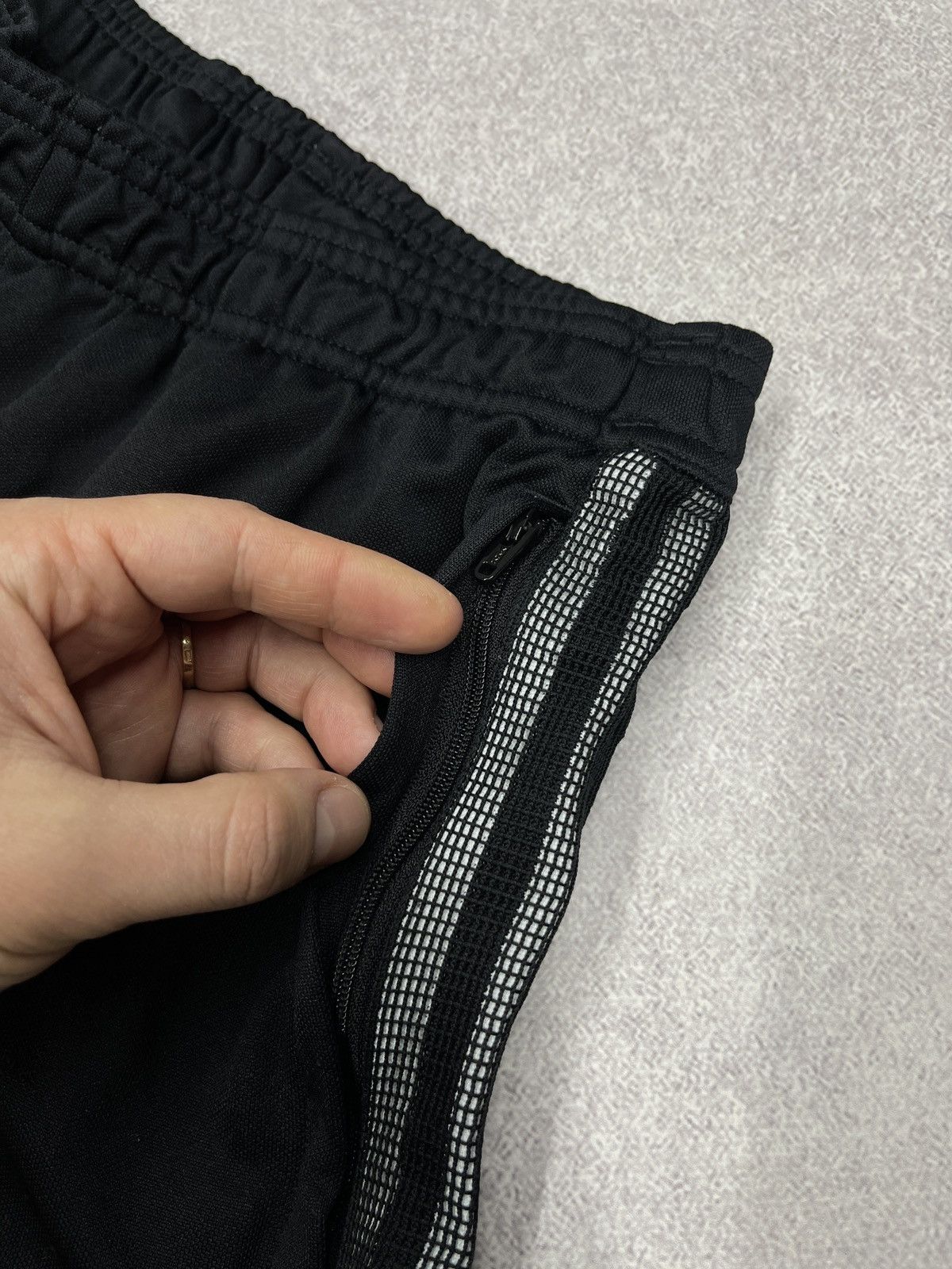 Adidas Mens Adidas Equipment Celtic Football Sweatpants Black Size US 32 / EU 48 - 7 Thumbnail