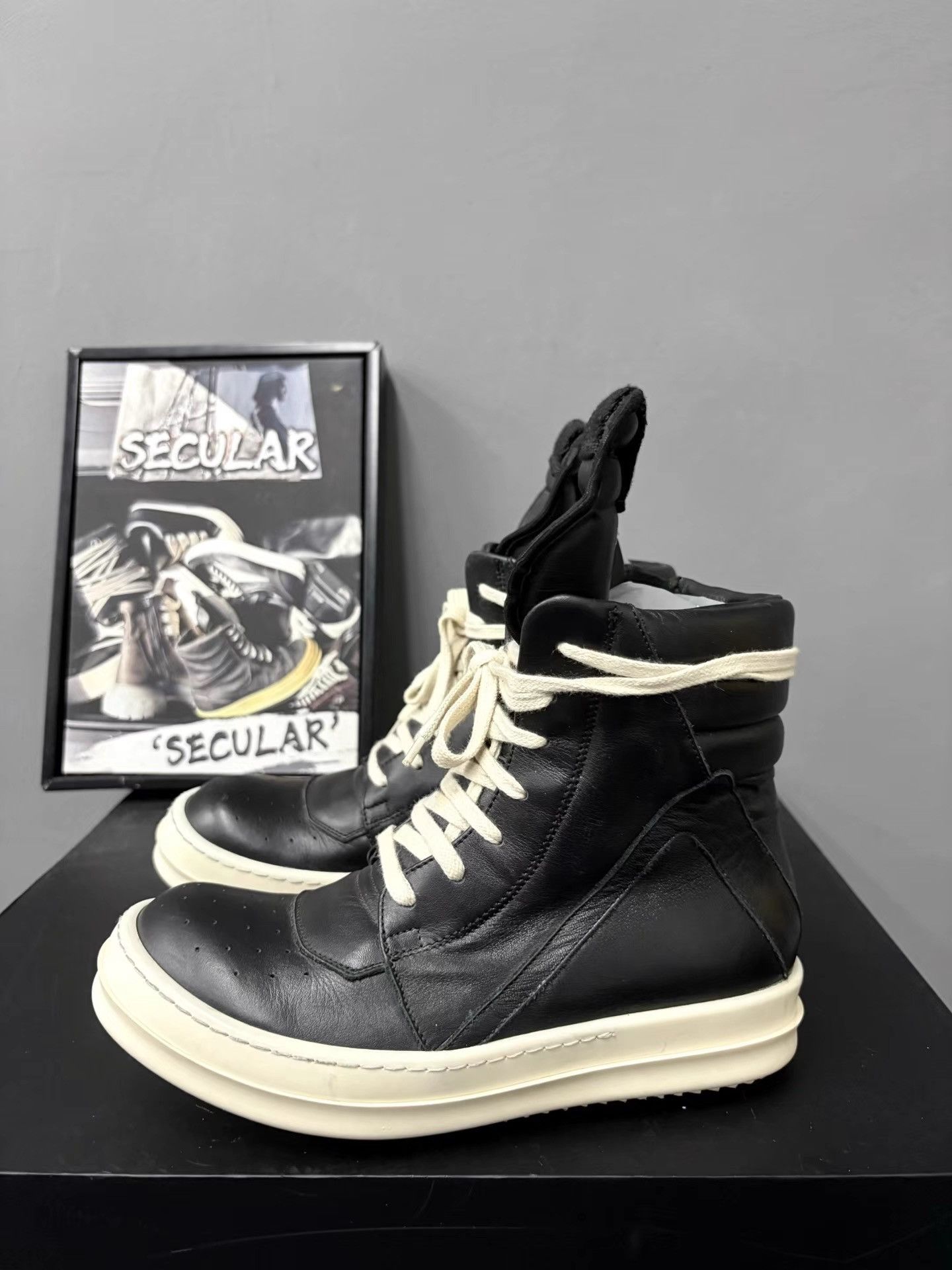 Rick Owens Rick Owens Patent Leather Triangle Sneakers K34 Size US 6 / IT 36 - 2 Thumbnail