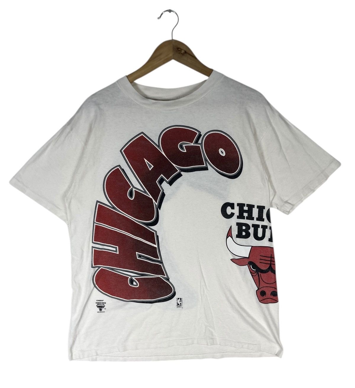 NBA Vintage NBA Chicago Bulls Made In Usa Fullprint T-Shirt Size US M / EU 48-50 / 2 - 2 Thumbnail
