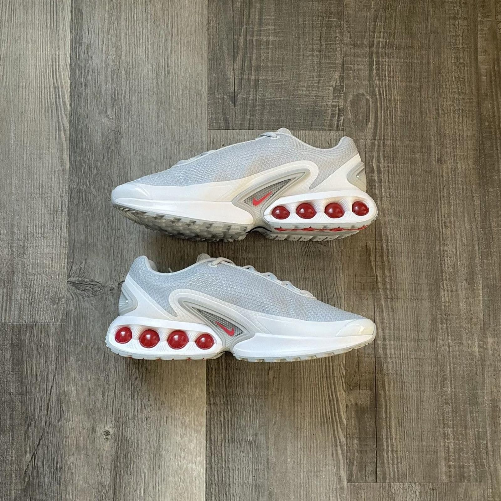Nike NIKE • Air Max Dn "Pure Platinum" (11M) Size US 11 / EU 44 - 3 Thumbnail