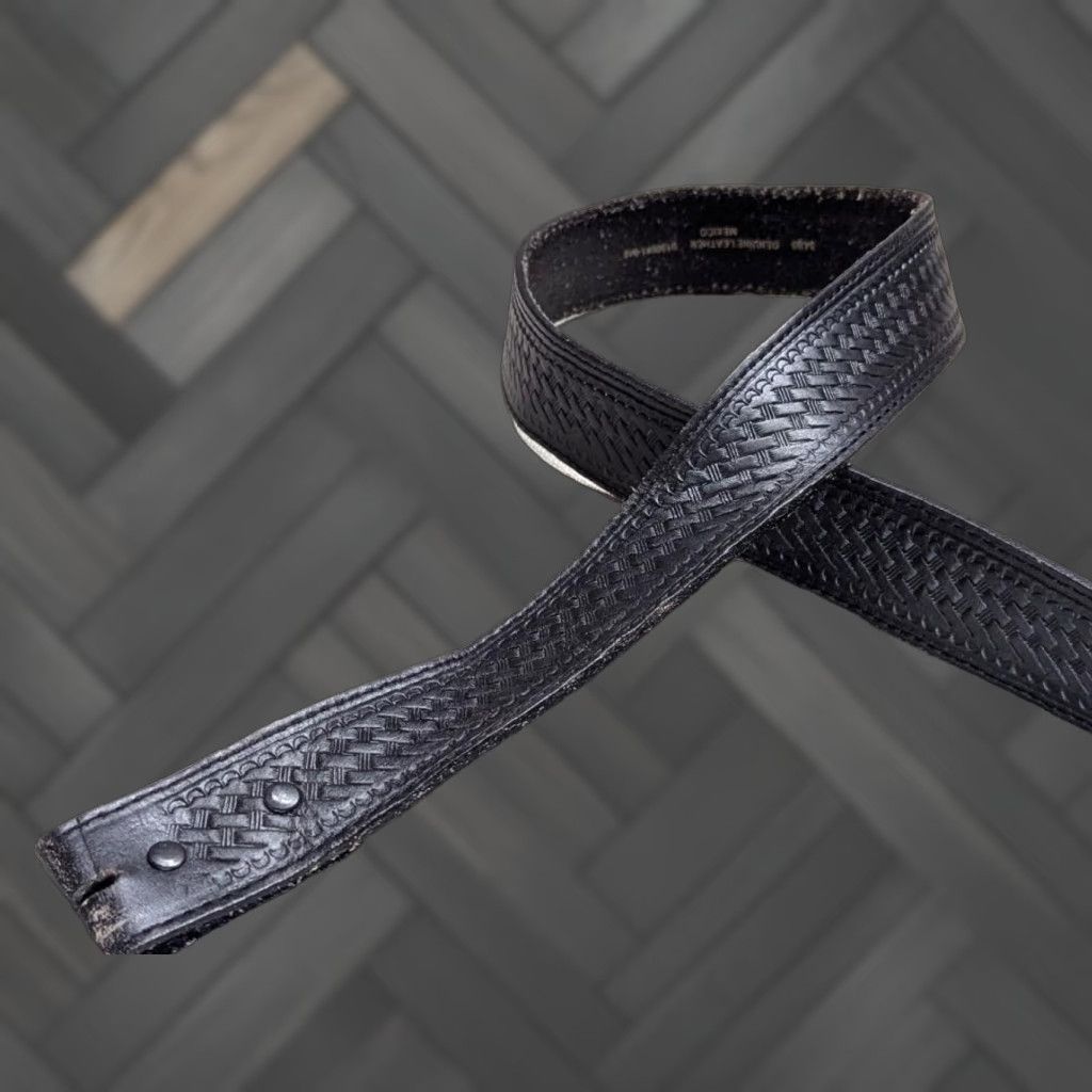 Vintage VINTAGE WESTERN beltTOOLED COWBOY belt black leather 36 basketweave 1-1/2" Mens Size 36 - 1 Thumbnail