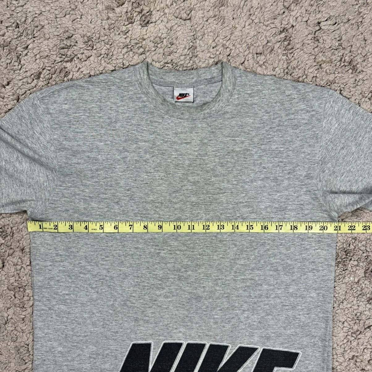 Nike × Vintage Vintage Nike Big Logo T-shirt Size US M / EU 48-50 / 2 - 14 Thumbnail