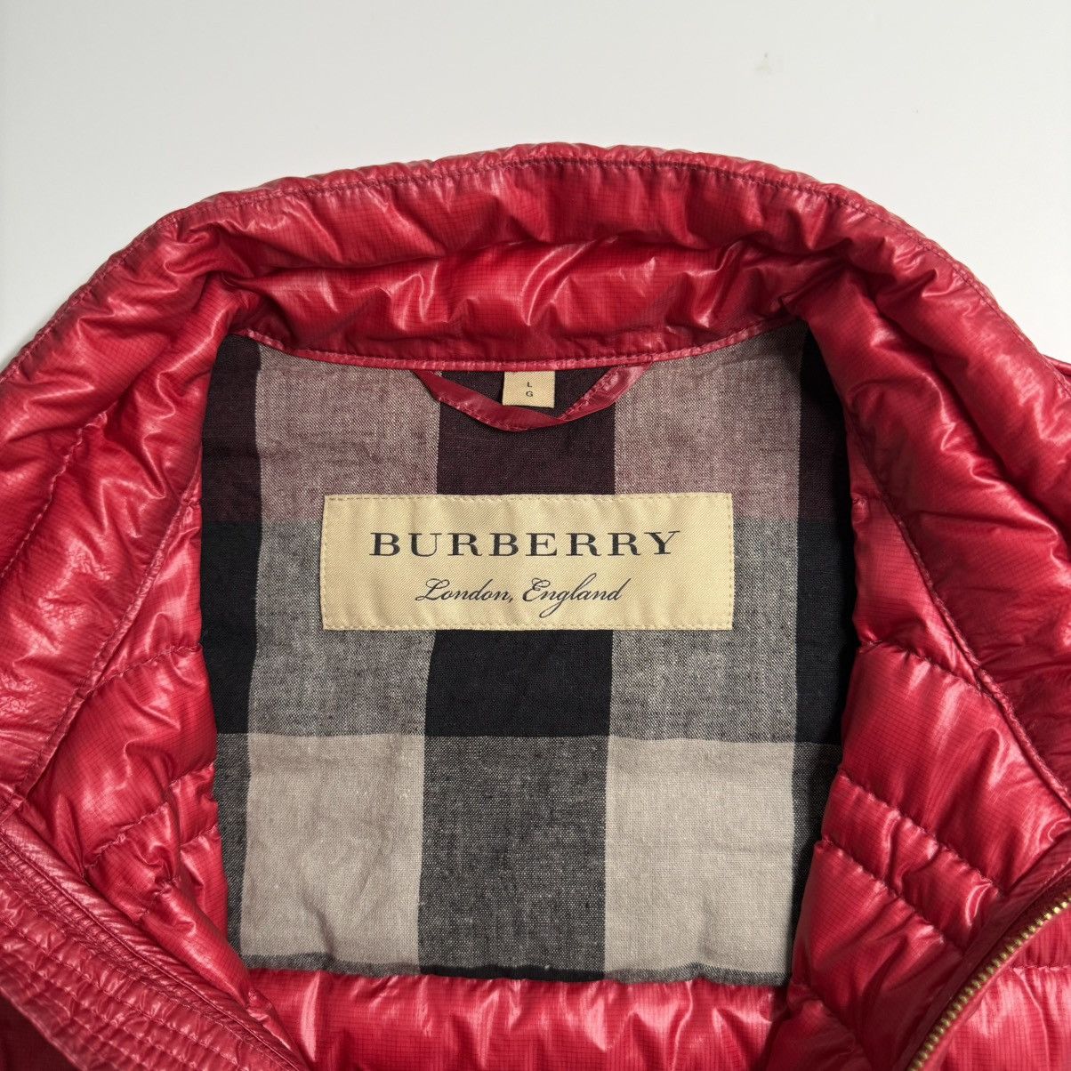 Burberry Burberry Brit Men’s Gilet Down Puffer Vest Size L Red Size US L / EU 52-54 / 3 - 6 Thumbnail