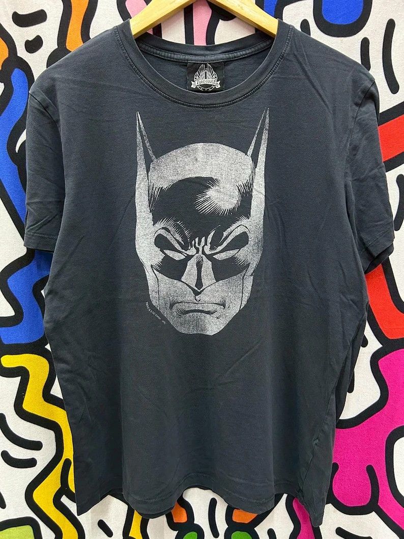 DC Comics Vintage 2000s Batman tshirt size L Size US L / EU 52-54 / 3 - 2 Thumbnail