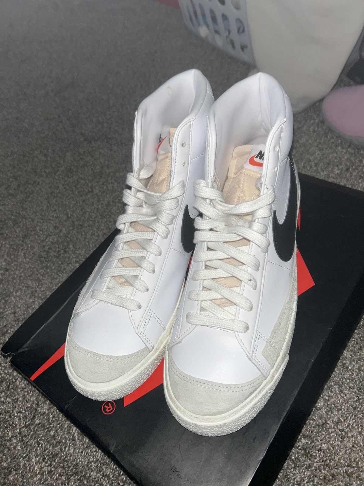 Nike Nike Blazer Mid 77 Size US 10.5 / EU 43-44 - 6 Thumbnail