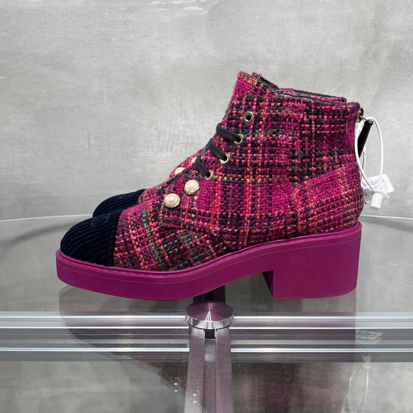 Chanel Chanel suede boots fuchsia 38 Size US 7.5 / IT 37.5 - 3 Thumbnail