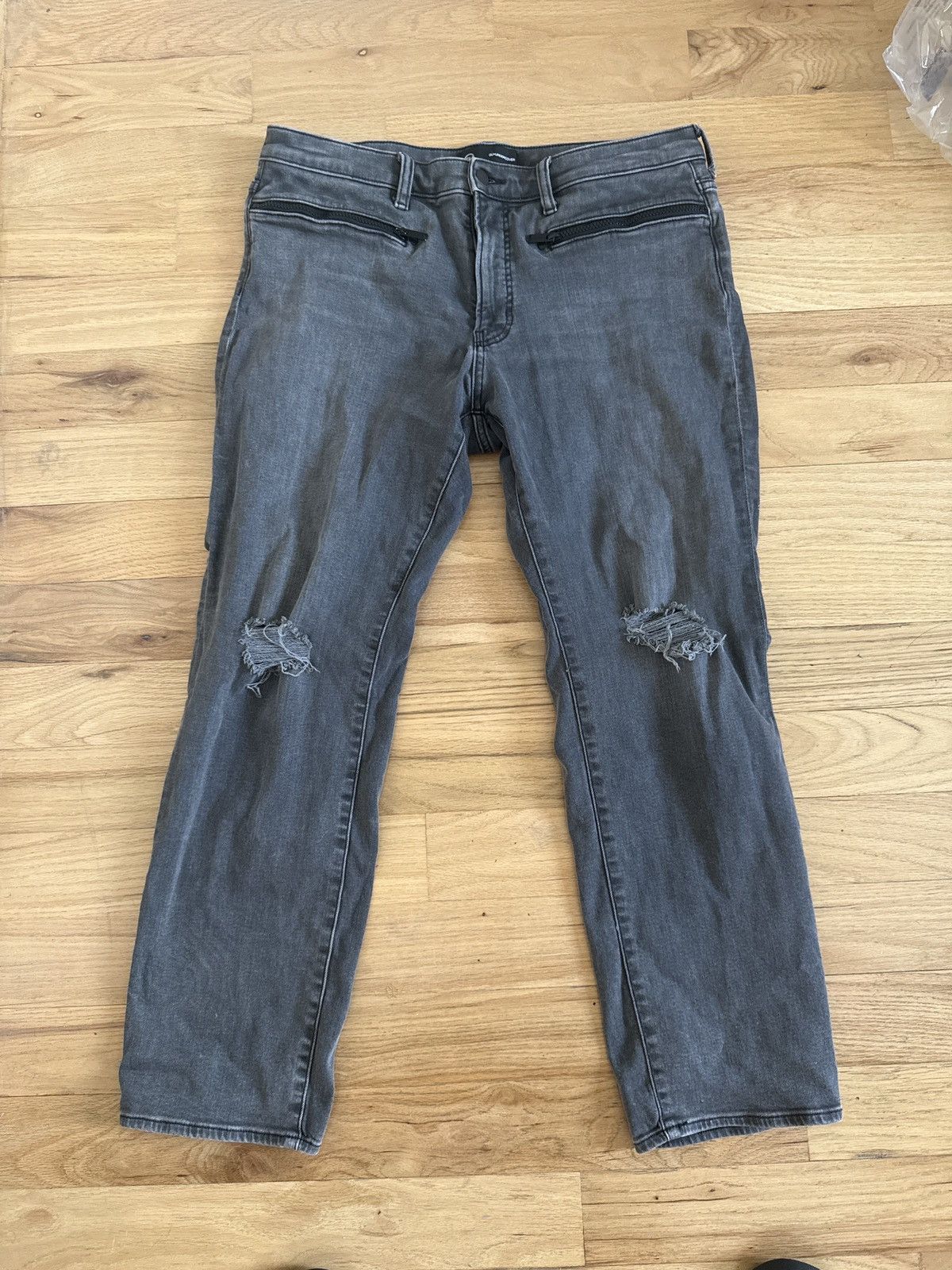 GU × Undercover GU x UNDERCOVER Slim Damaged Jeans Denim Size US 38 / EU 54 - 1 Thumbnail