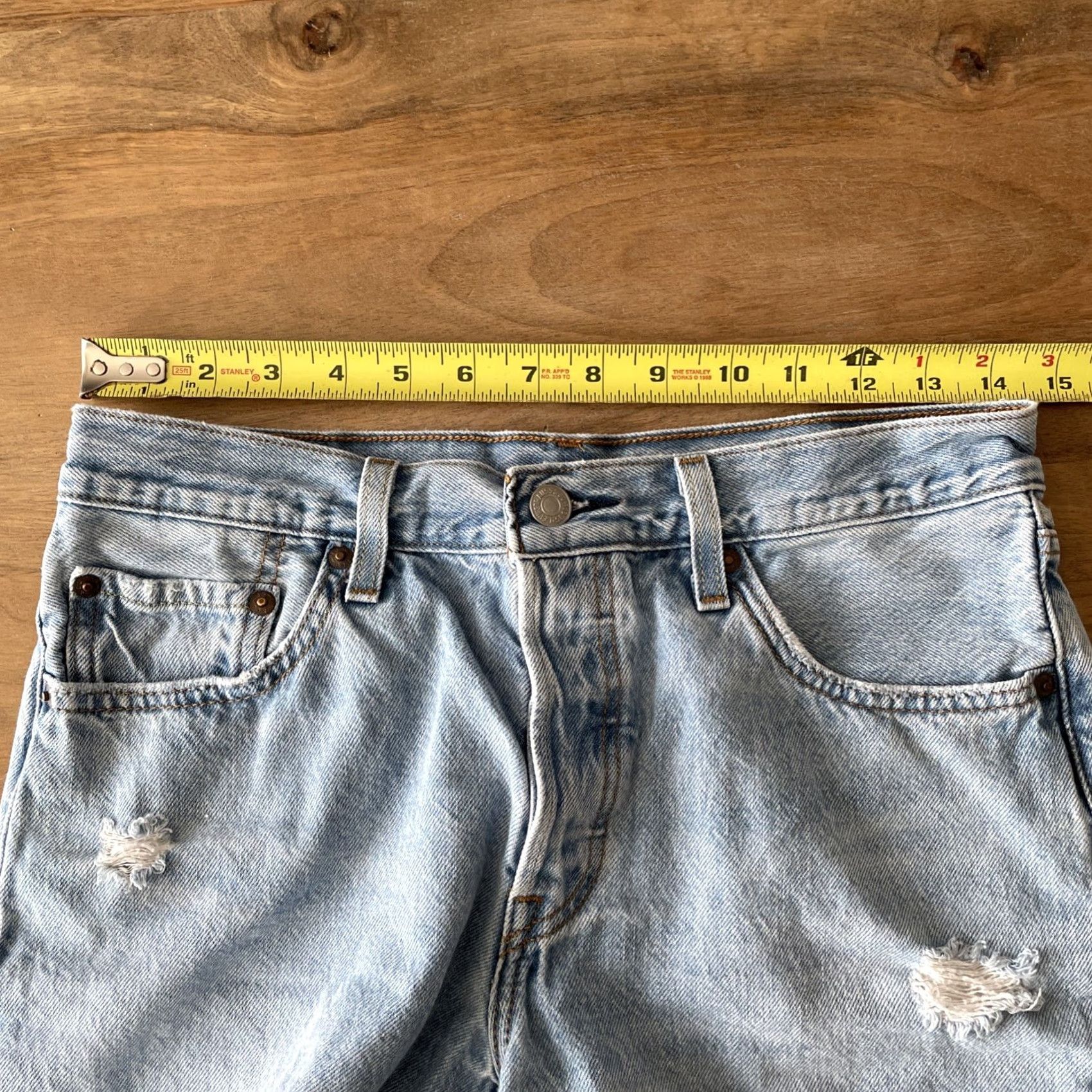 Levi's VINTAGE Levi’s 501 Cut Off Shorts Women 27 Denim Blue 5-Pocket Mid Rise Light Wash 90s Grunge Cowboy Western Casual Mens Womens Boys Girls? Size 27" / US 4 / IT 40 - 7 Thumbnail