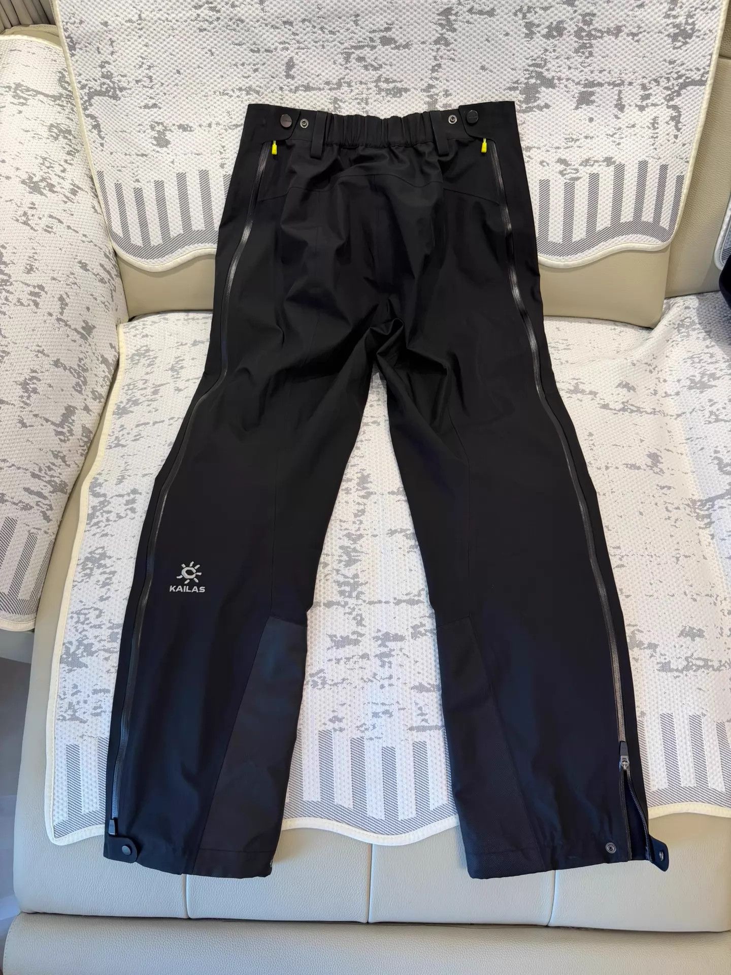 Other KAILAS SD500 S GTX W/B Unisex Hiking Pants Black Size US 32 / EU 48 - 7 Thumbnail