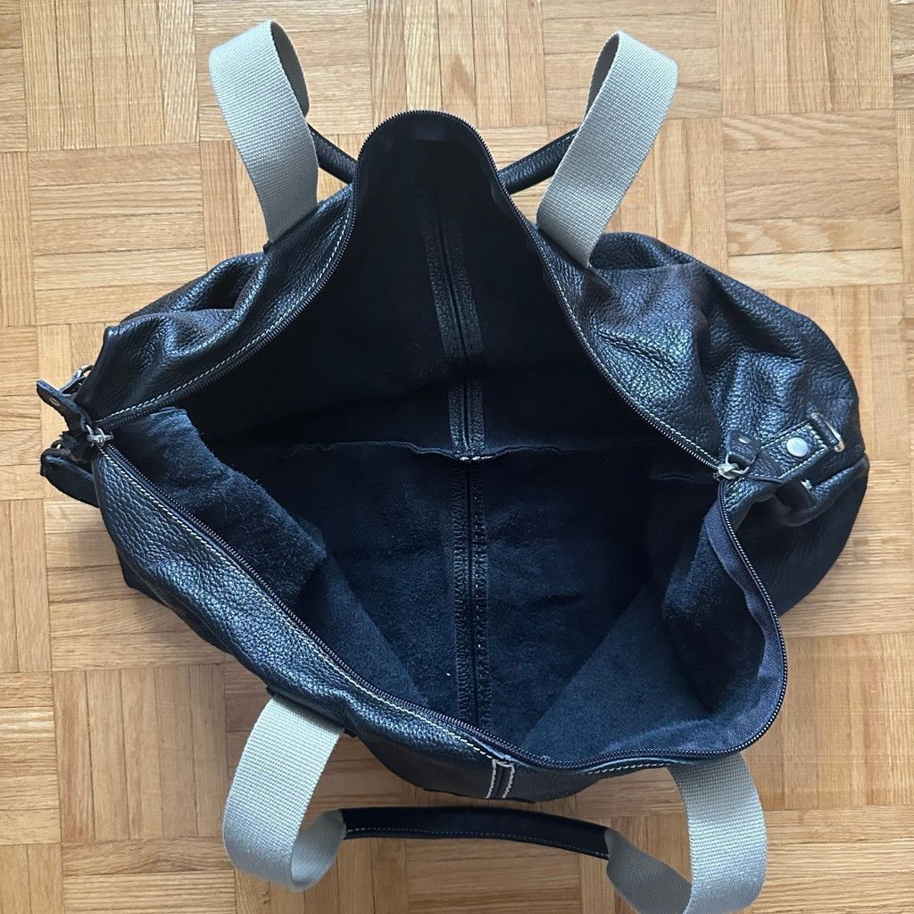 Roots Vintage Roots black tumbled leather duffle weekender bag Size ONE SIZE - 8 Thumbnail