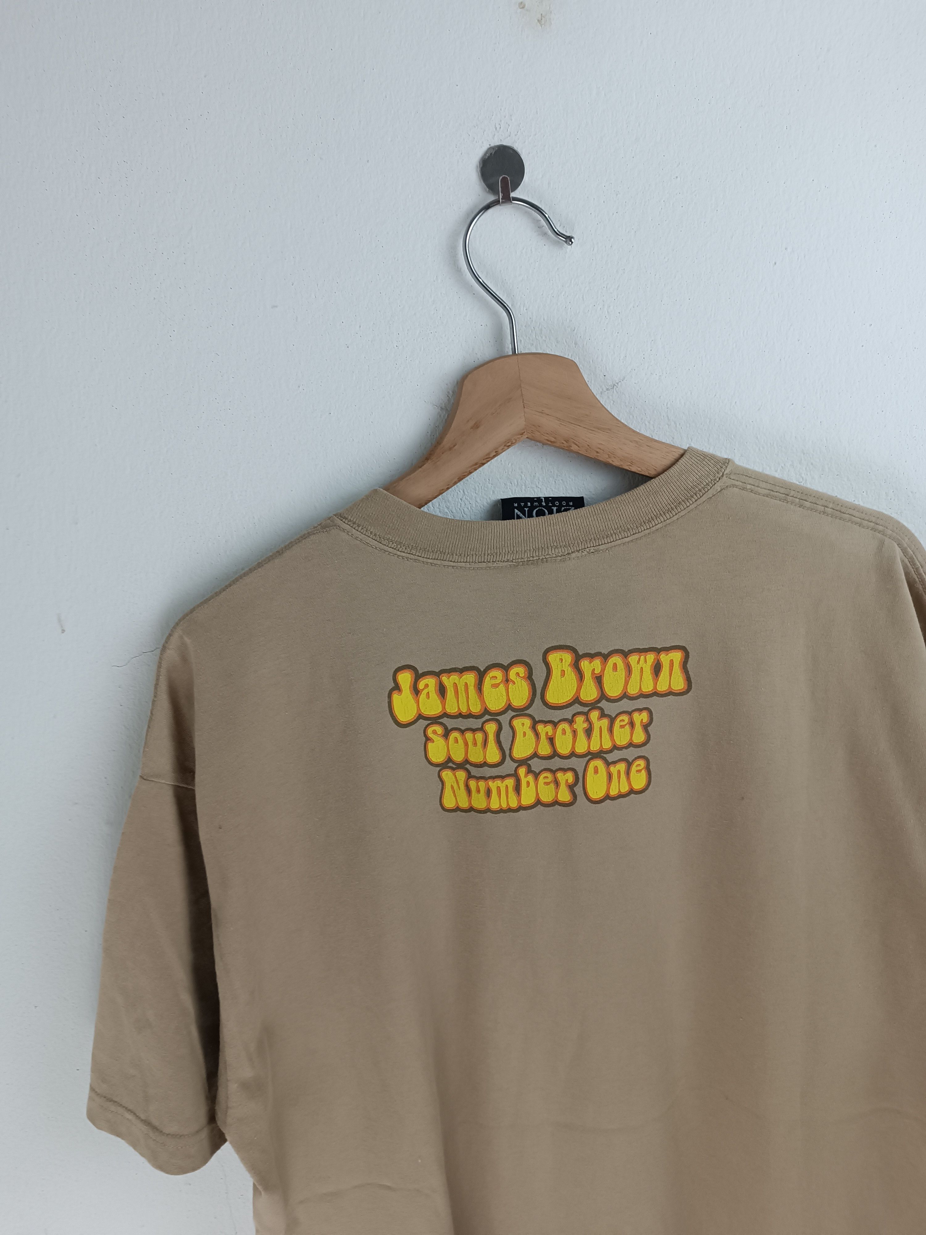 Rap Tees VINTAGE 2000s JAMES BROWN SOUL BROTHER aretha stevie berry Size US L / EU 52-54 / 3 - 14 Thumbnail