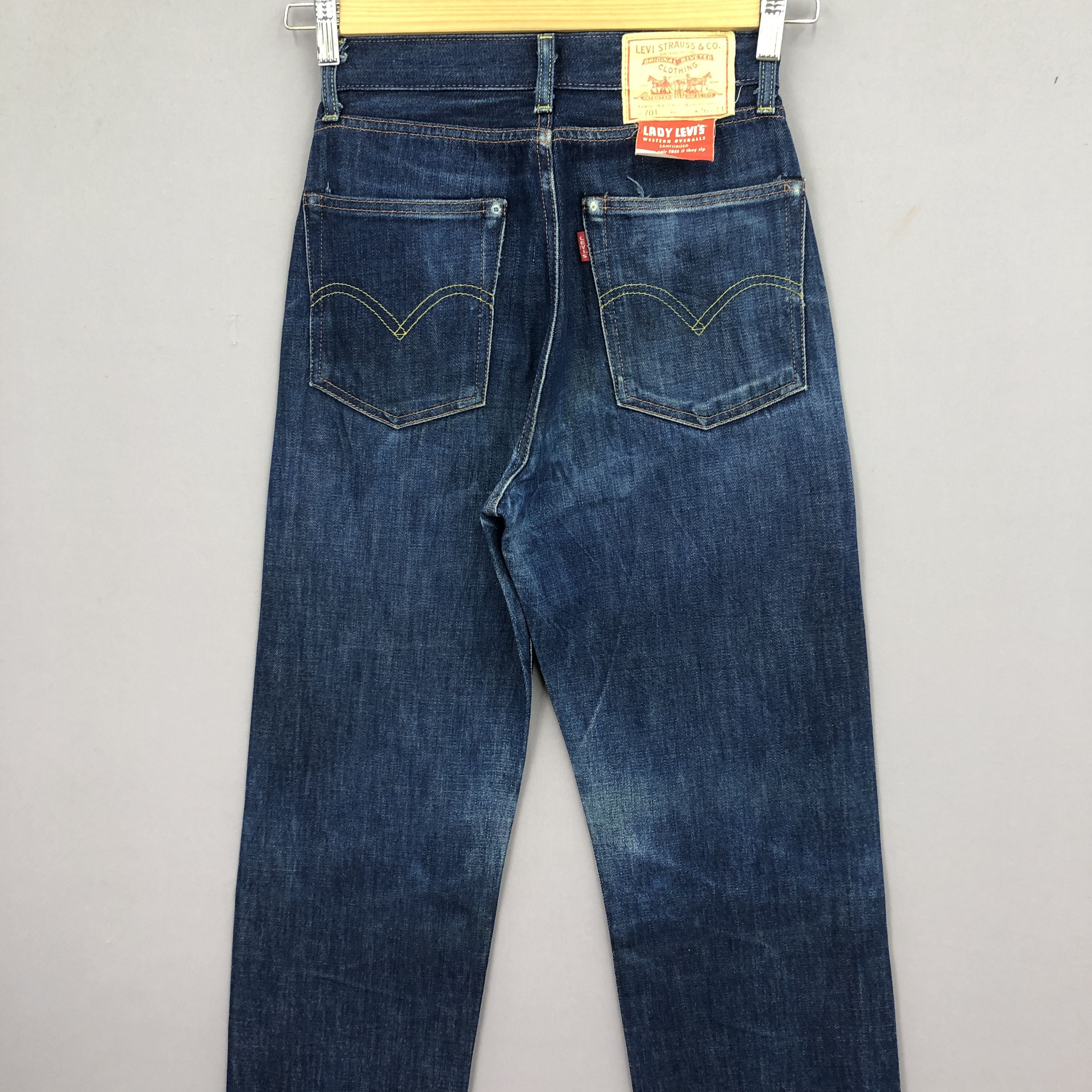 Levi's Vintage Levis 701 Selvedge Jeans Levi's Redline Denim Size 24" / US 00 / IT 34 - 4 Thumbnail
