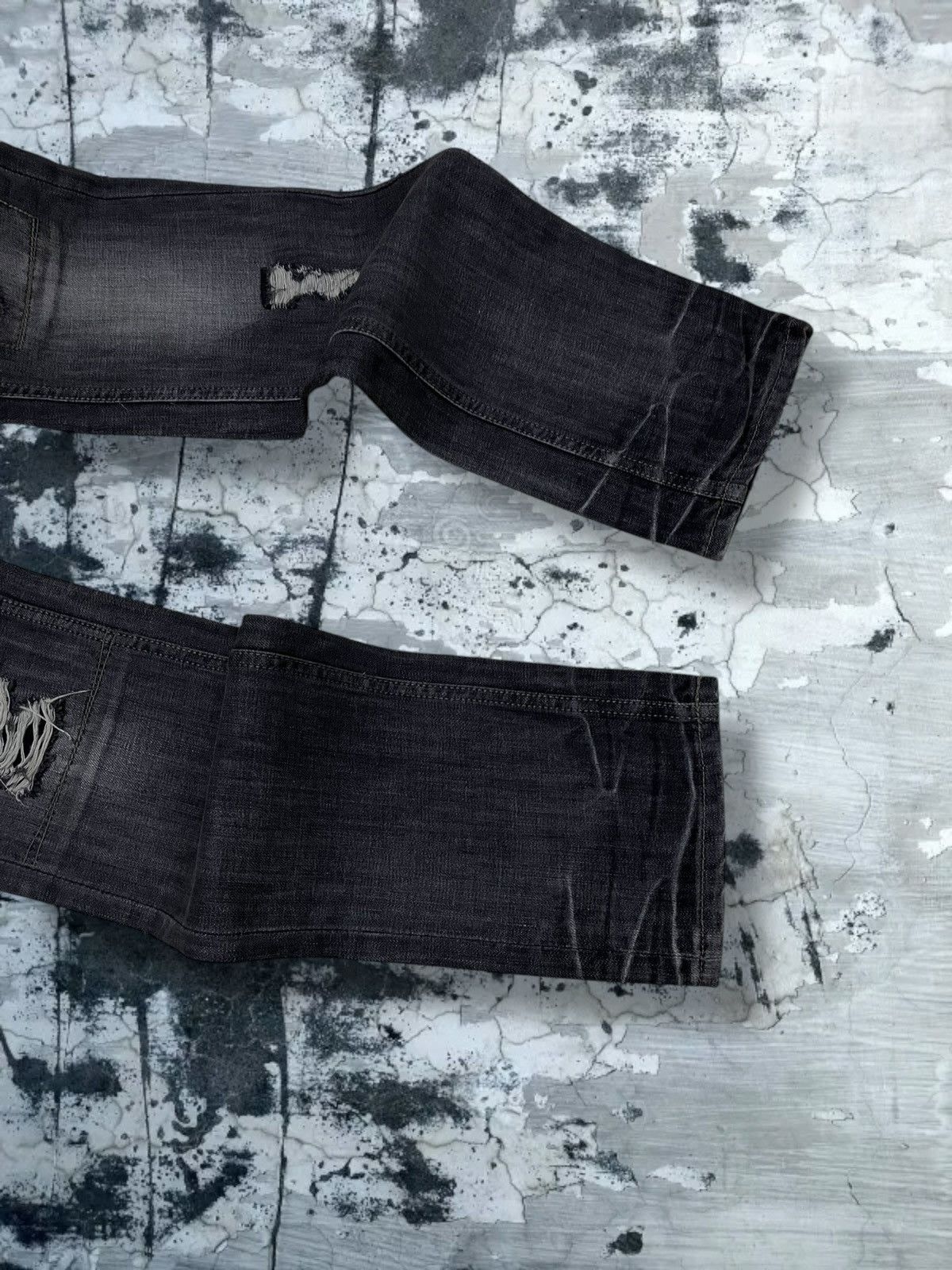 Tornado Mart Vintage 1990s Og Japan Designer RattleTrap Distressed Denim Size US 29 - 5 Thumbnail