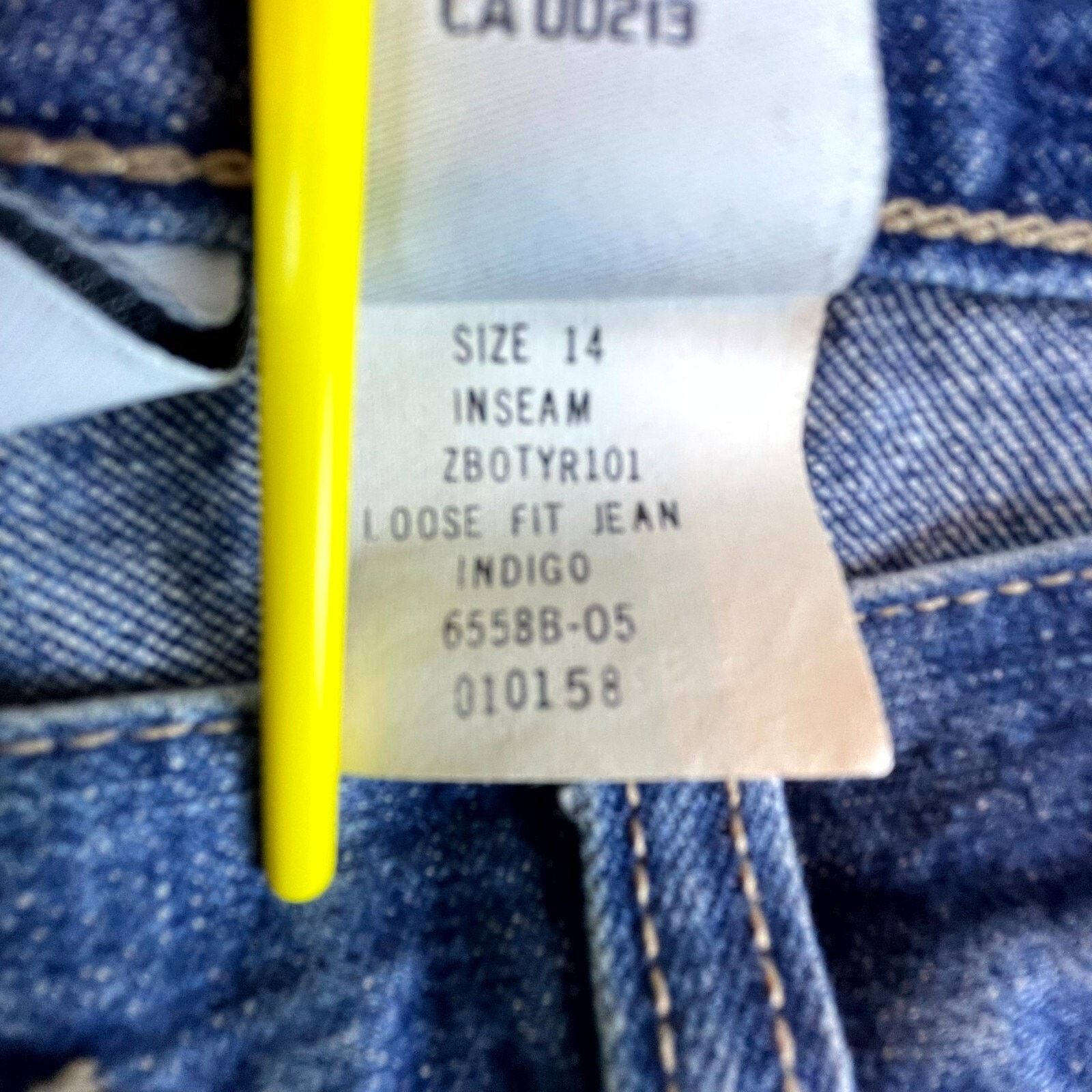 Calvin Klein Vintage Calvin Klein Jeans Womens 14 Indigo Loose Fit 90s 80 Size 36" / US 14 / IT 50 - 13 Thumbnail