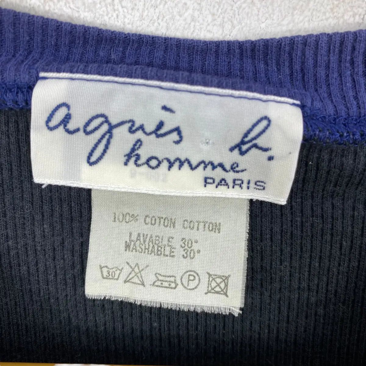 agnes b. Vintage AGNES B. Homme Paris Stretchable V-neck Tee Shirt Size S / US 4 / IT 40 - 5 Thumbnail
