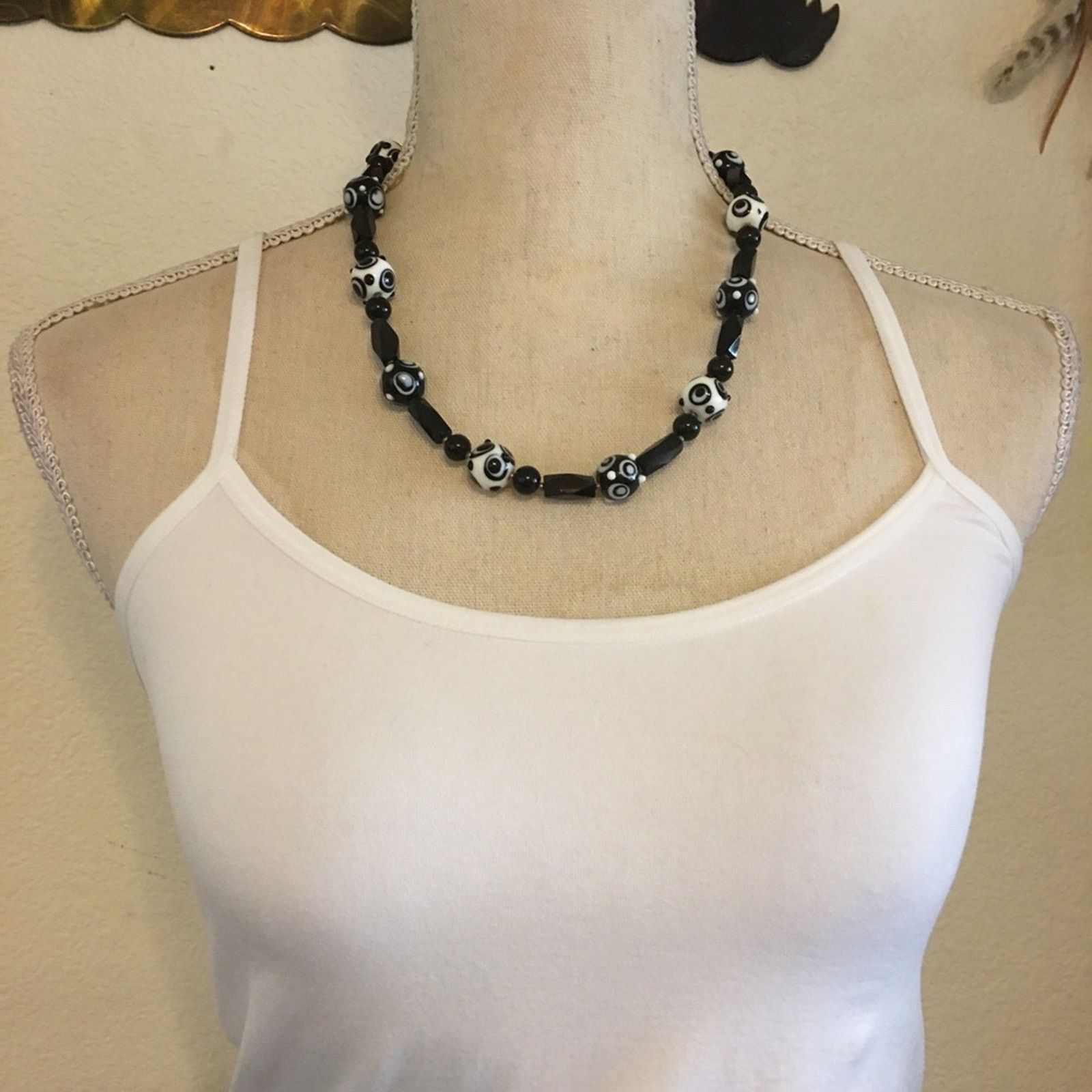 Vintage Vintage black & white panda glass bead necklace Size ONE SIZE - 3 Thumbnail
