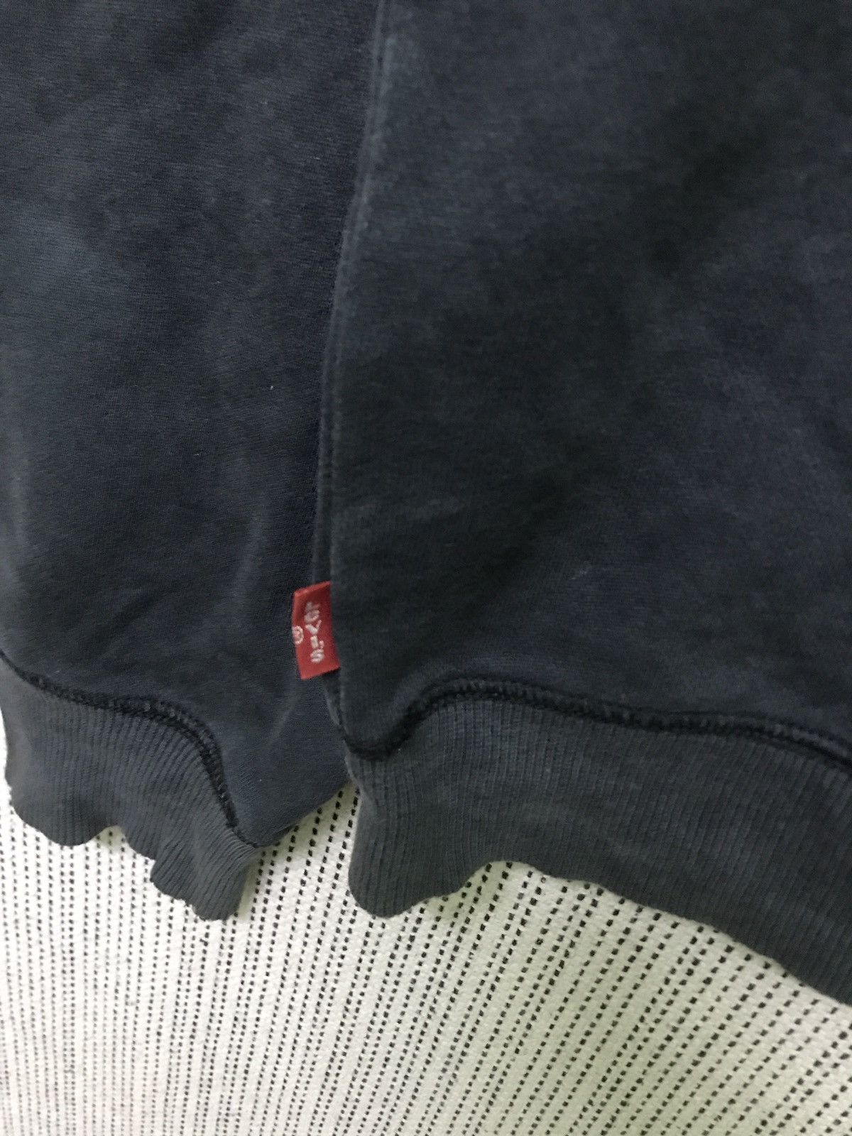 Levi's × Vintage ‼️vintage levis faded big logo Size US L / EU 52-54 / 3 - 5 Thumbnail
