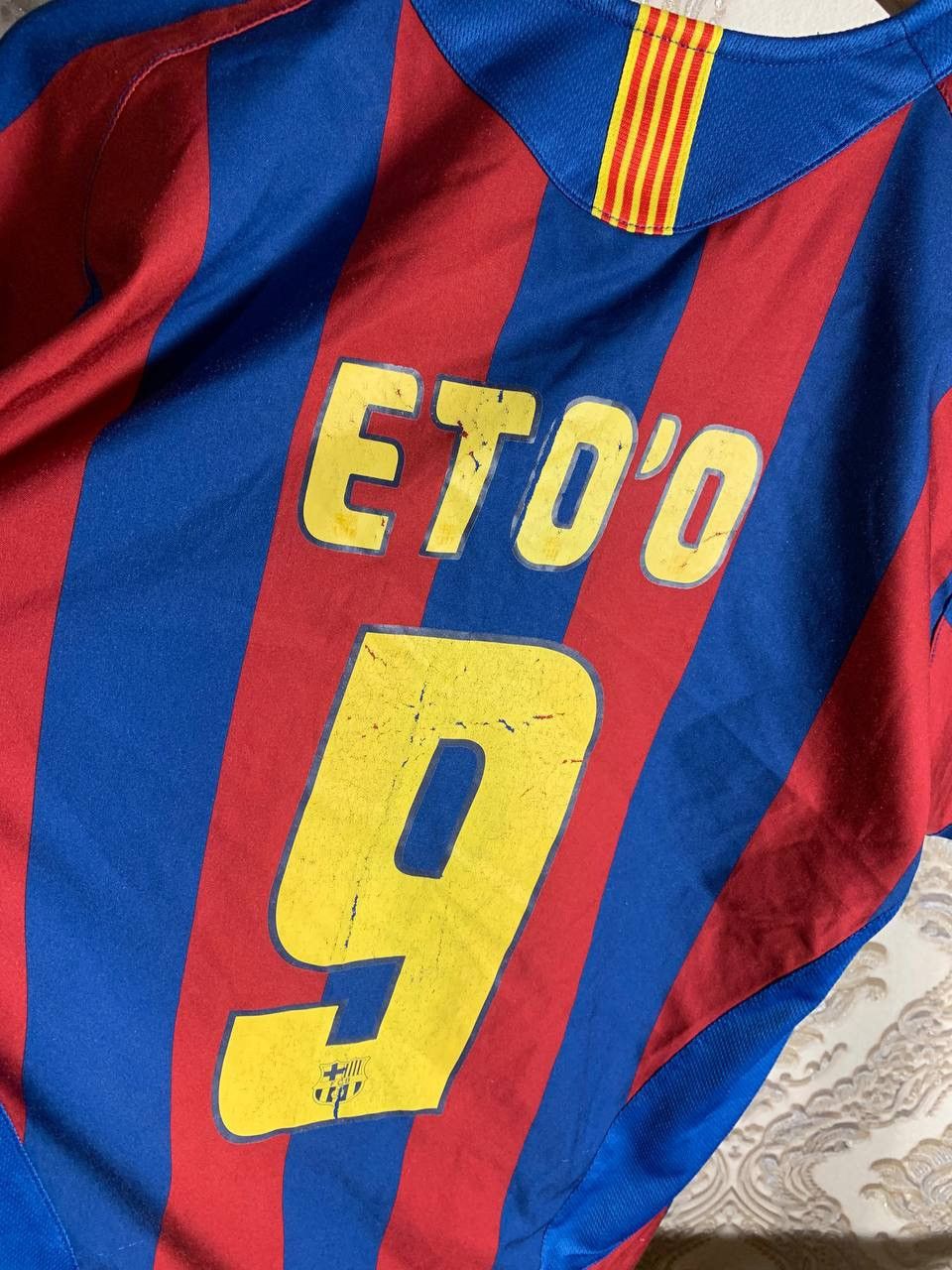 Nike VERY RARE NIKE FC BARCELONA SPAIN SOCCER JERSEY RETRO 90s Size US L / EU 52-54 / 3 - 13 Thumbnail