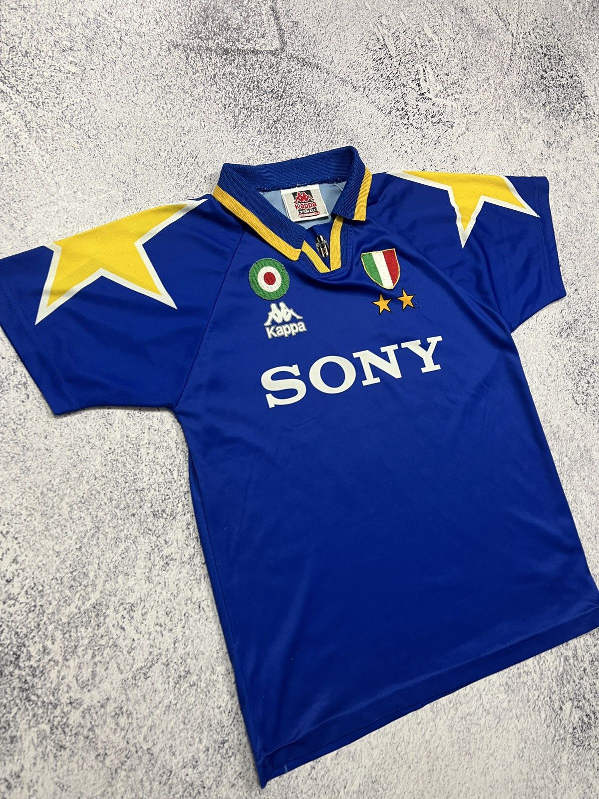 Kappa × Vintage Vintage Kappa Juventus Sony 1995/96 Soccer Jersey Italy Rare Size US XS / EU 42 / 0 - 4 Thumbnail