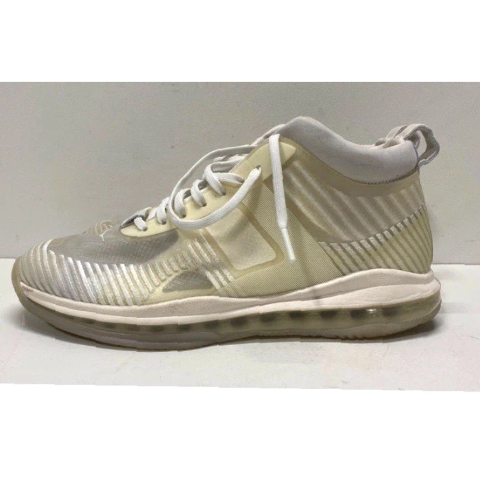 Nike VINTAGE Nike Men LeBron Icon x JohnElliott Clear Parachute Beige Sneakers AQ0114-200 Size 11 Size US 11 / EU 44 - 4 Thumbnail