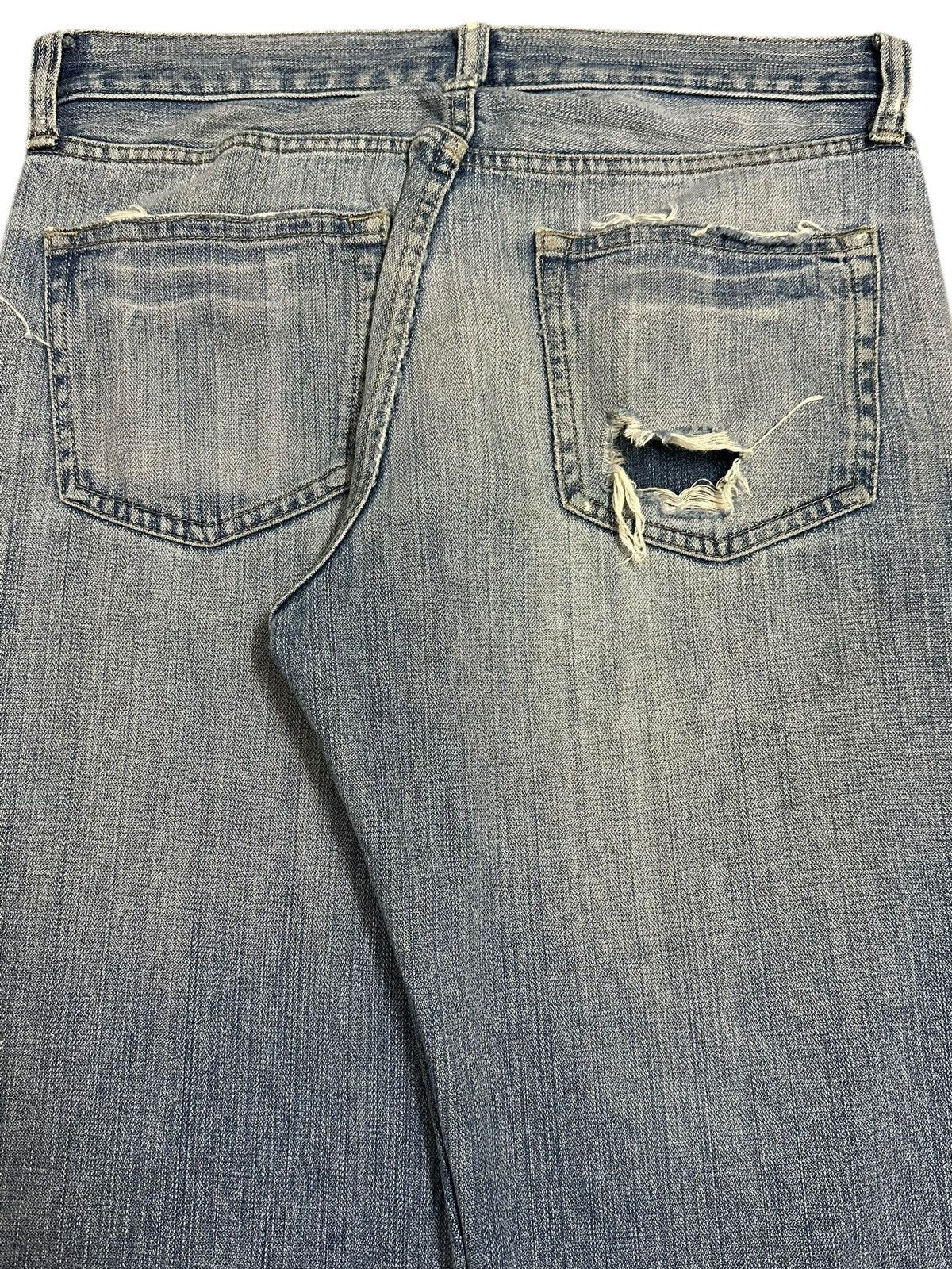 Jun Takahashi Vintage Japanese Uniqlo Blue Wash Style Distress Jeans Size US 31 - 6 Thumbnail