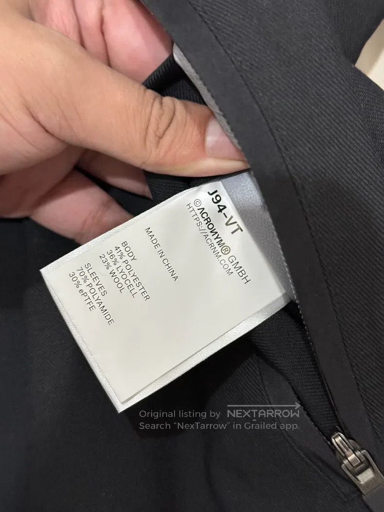 Acronym Acronym Black coat Size US L / EU 52-54 / 3 - 3 Thumbnail
