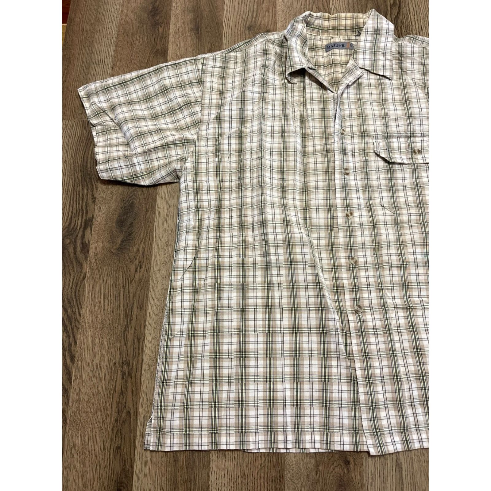 Vintage VINTAGE? Raider Shirt, Men's Size Medium? White Tan, Plaid, Button Up, Short Sleeve Size US M / EU 48-50 / 2 - 3 Thumbnail