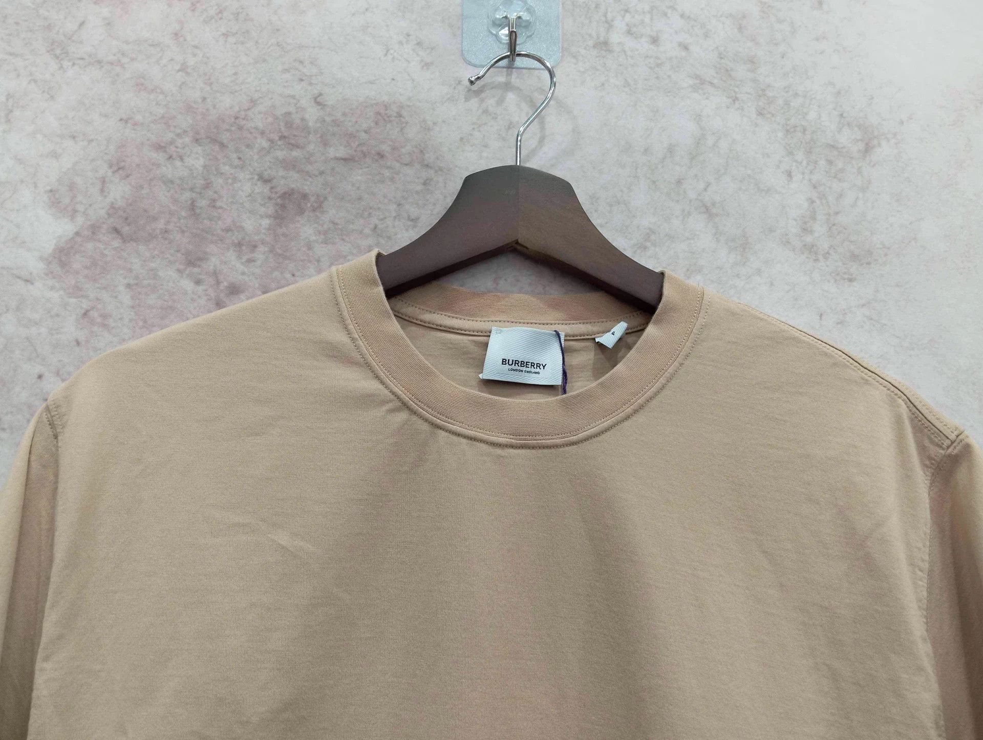 Burberry Burberry Check side short sleeve T-Shirt S Size US S / EU 44-46 / 1 - 3 Thumbnail