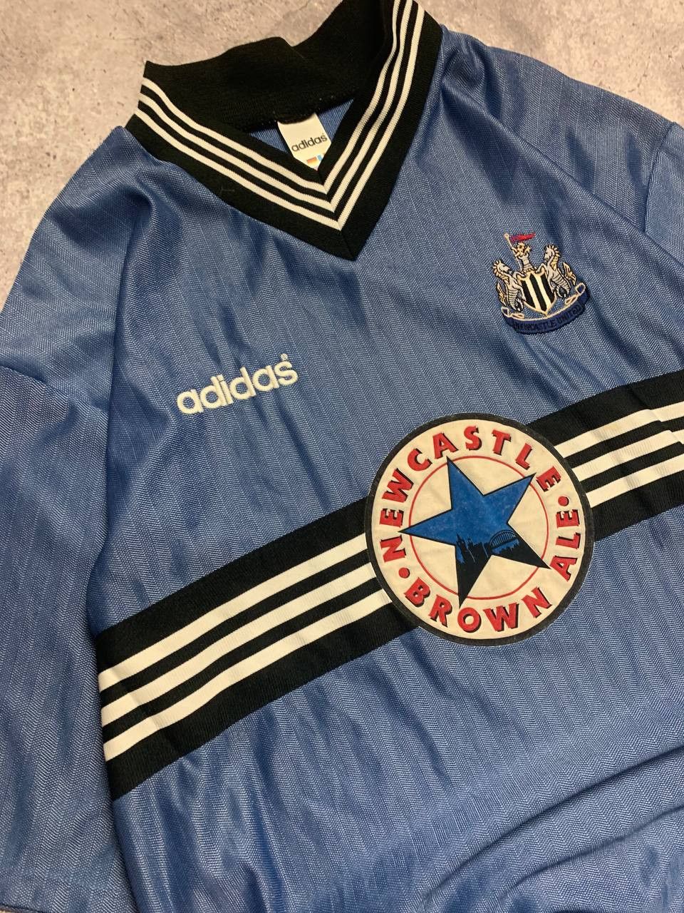 Adidas Newcastle Away football shirt 1996 Soccer Tee y2k Size US XL / EU 56 / 4 - 3 Thumbnail