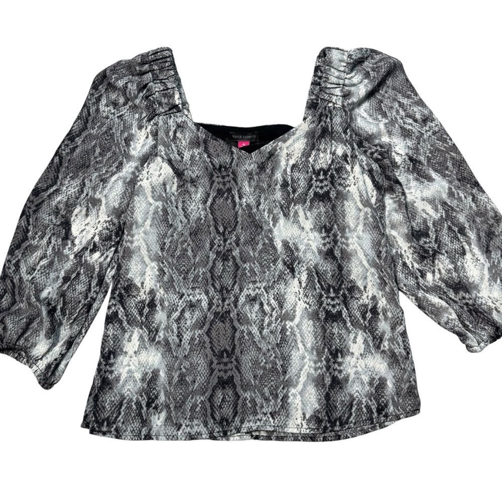 Vince Camuto NWT New $79 Vince Camuto Snake Print V-neck 3/4 Sleeve Blou Size XS / US 0-2 / IT 36-38 - 9 Thumbnail