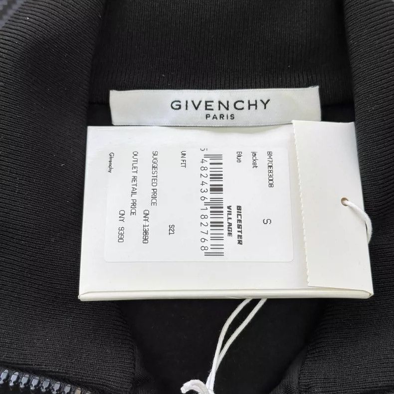 Givenchy Givenchy Chest Reversed Logo Fleece Sweatshirt - Size S Size US S / EU 44-46 / 1 - 3 Thumbnail