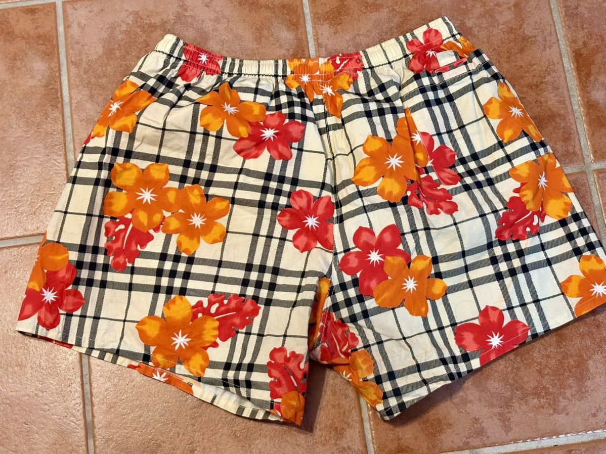 Burberry Burberry swim trunks nova check with vivid floral Size US 36 / EU 52 - 11 Thumbnail