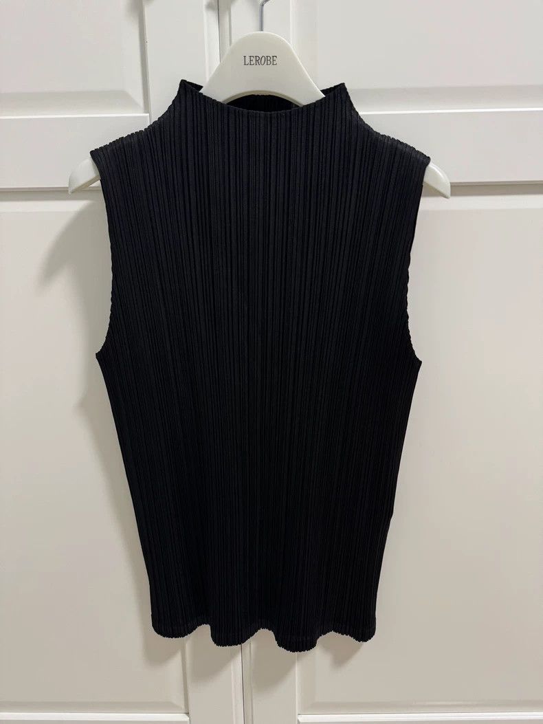 Issey Miyake issey miyake size:3 black tank top 2505-Nextarrow Size XXS / US 00 / IT 34 - 1 Thumbnail