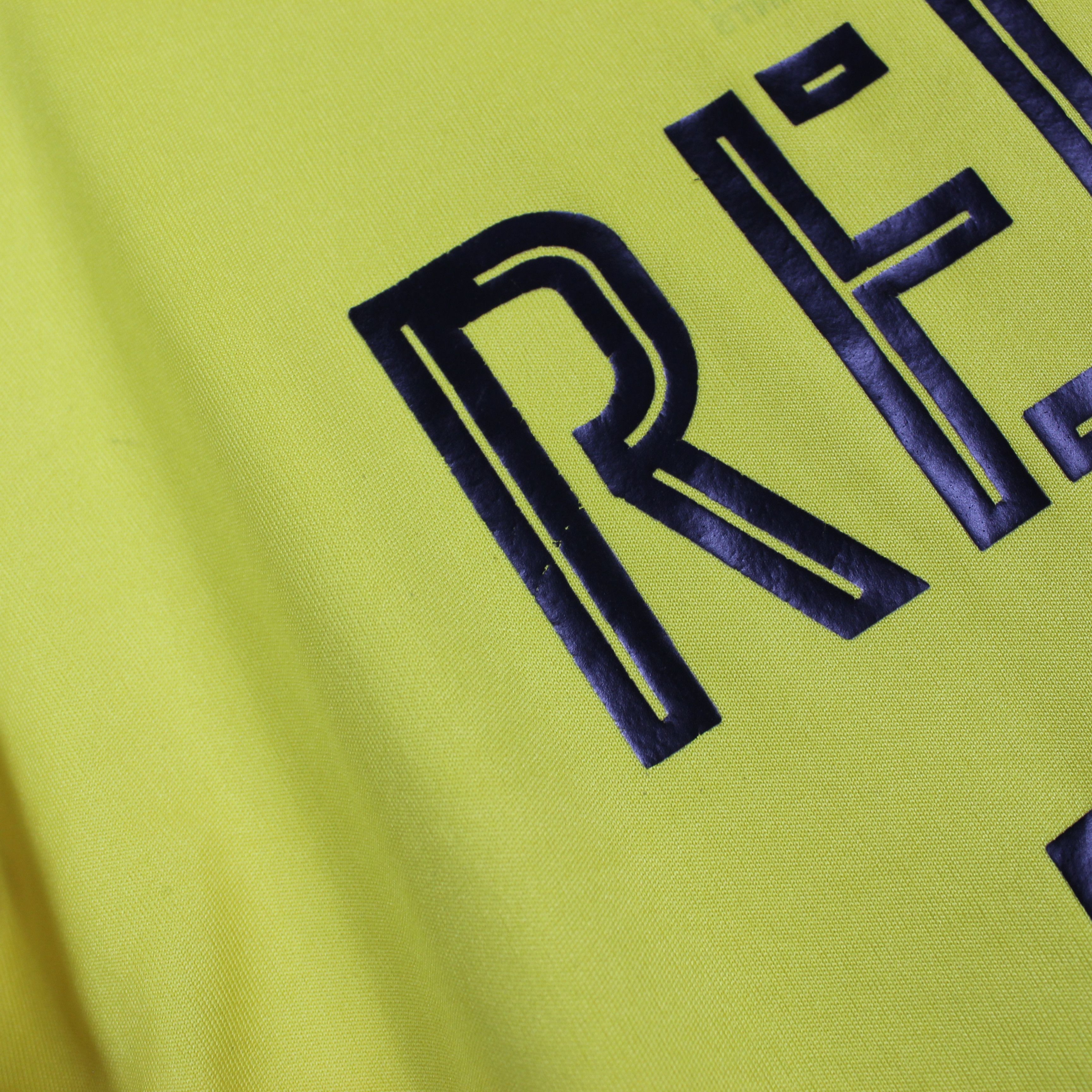 Puma BORUSSIA DORTMUND 2017 2018 Home Football Shirt Jersey Puma Size US M / EU 48-50 / 2 - 11 Thumbnail