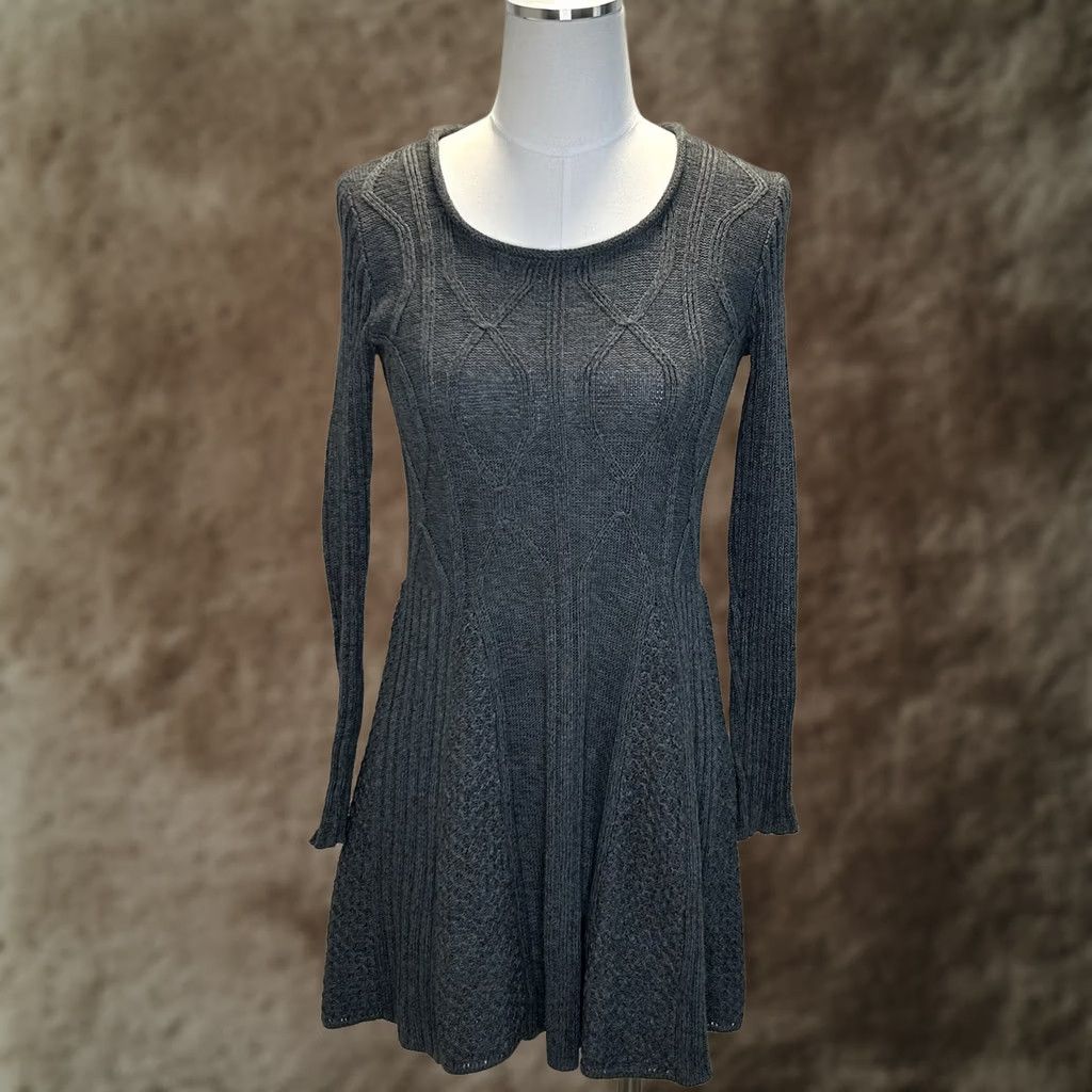 Vintage VINTAGE? No. Peruvian Connection Sweater Dress Womens S Gray Pima Cotton Stretch Knit Bohemian Diamond Argyle Long Sleeve Round Neck Pullover Dress Size S / US 4 / IT 40 - 1 Thumbnail