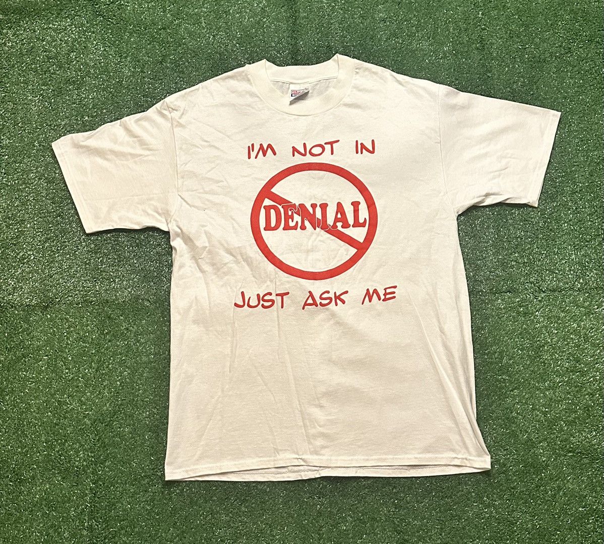 Hanes Vintage 90s Hanes Beefy ‘I’m Not In Denial’ Funny T-Shirt Size US L / EU 52-54 / 3 - 1 Thumbnail