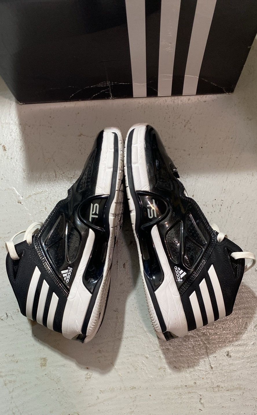 Adidas Adidas TS Lightning MEN Basketball Shoes C600001 US 9 Size US 9 / EU 42 - 4 Thumbnail